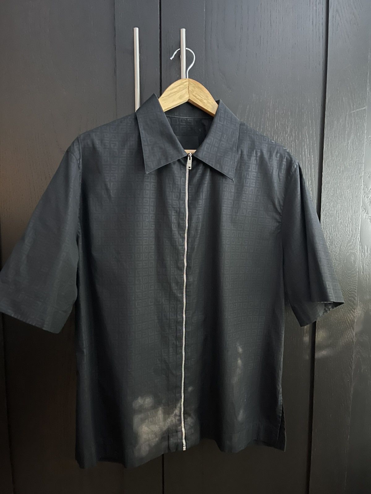 Givenchy Givenchy 4G Shirt Size US L / EU 52-54 / 3 - 1 Thumbnail