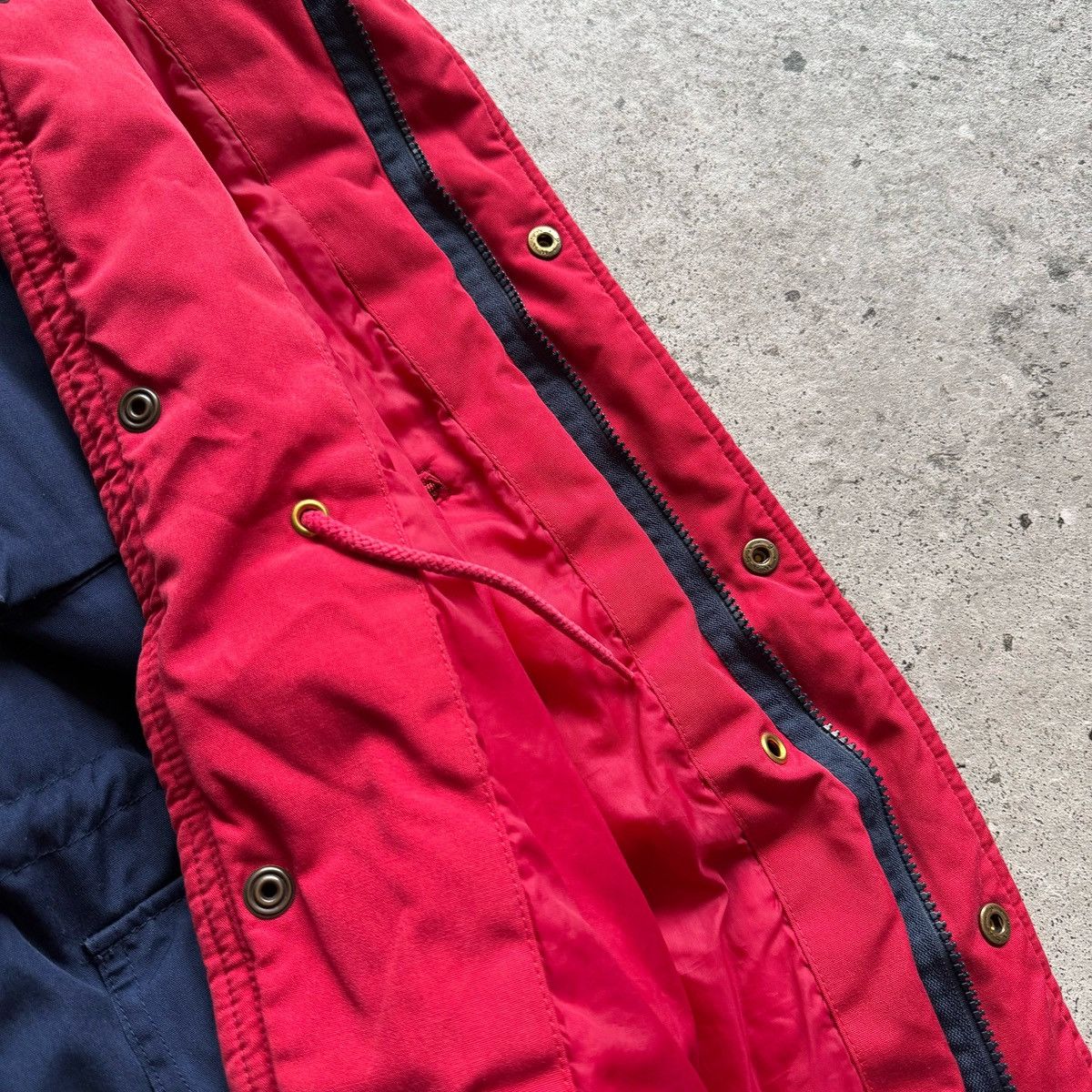 Fjallraven Fjallraven Men Vintage Jacket Blue Hooded Outdoor Thinsulate Size US L / EU 52-54 / 3 - 11 Thumbnail