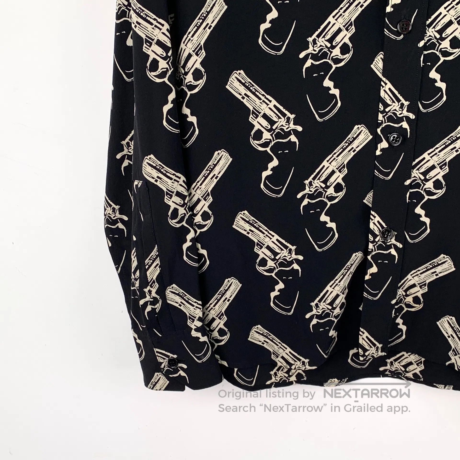 Saint Laurent Paris Saint Laurent Paris Size 37 Black Pistol Printed Silk Reve Size US S / EU 44-46 / 1 - 4 Thumbnail