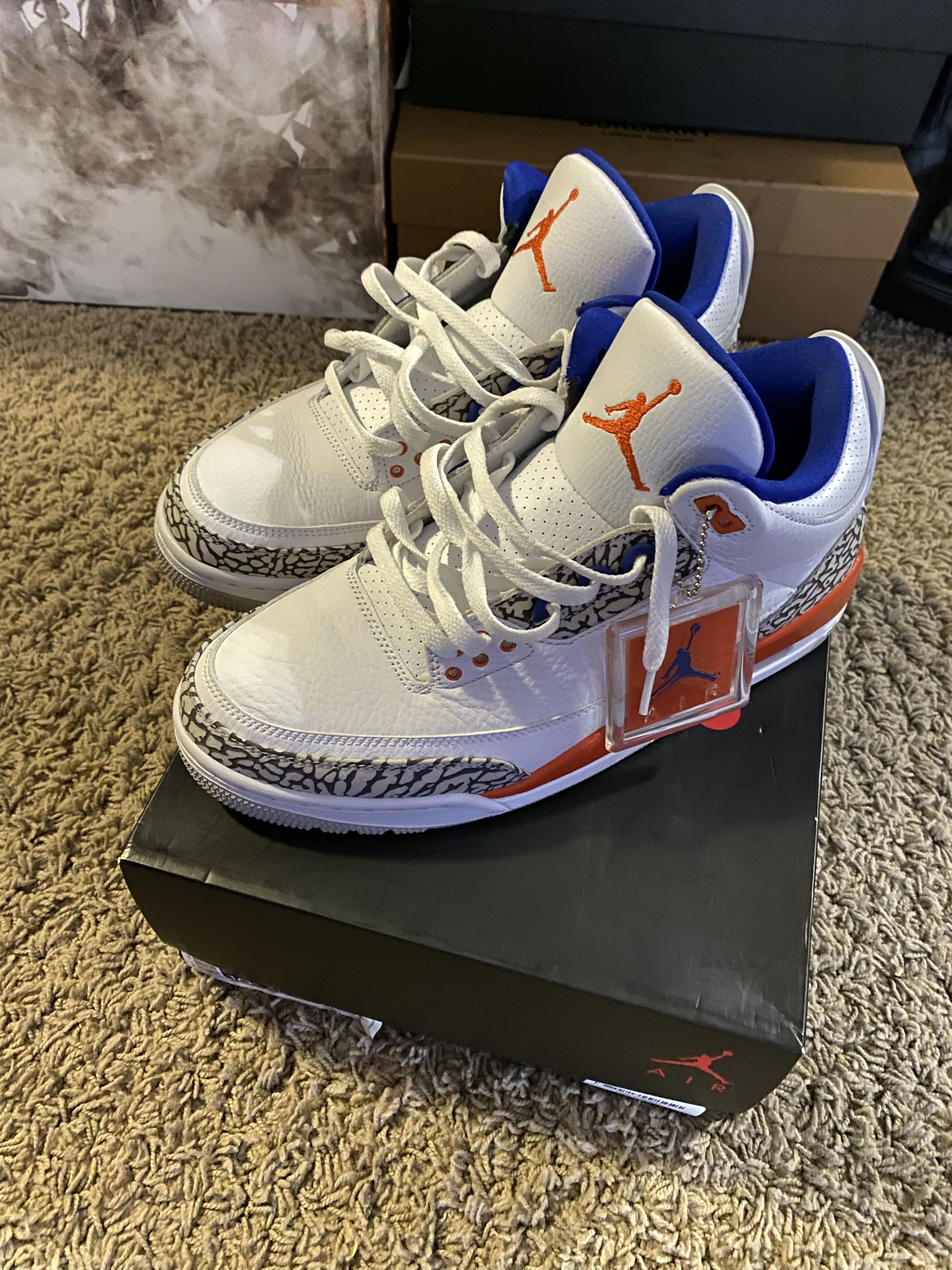 Jordan Brand Jordan 3 Knicks Sz 10.5 Size US 10.5 / EU 43-44 - 1 Thumbnail