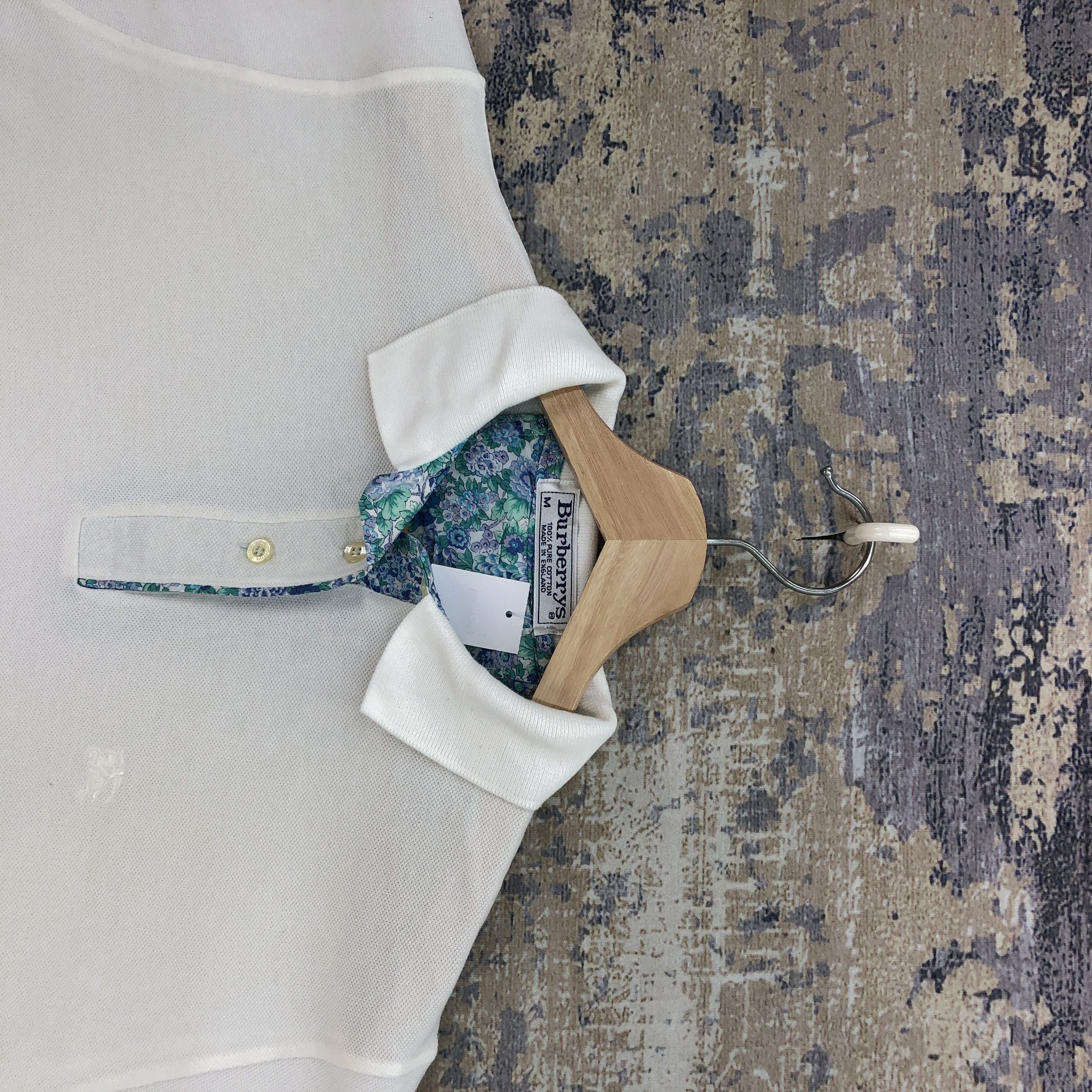 Burberry × Vintage Vintage 90s Burberry T Shirt Vintage Burberrys Polo Tees Size US M / EU 48-50 / 2 - 4 Thumbnail