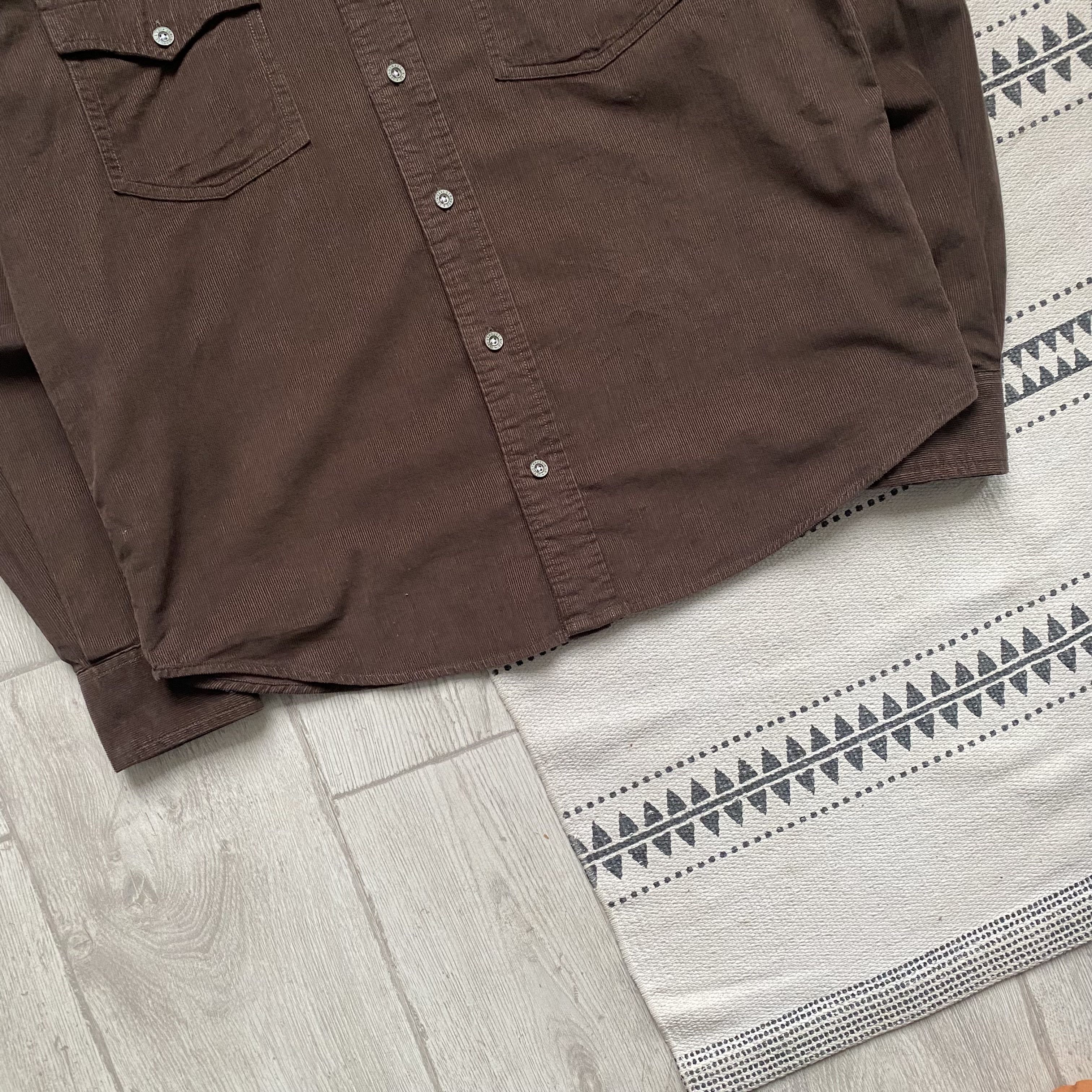 Levi's Vintage Clothing 🔥 Vintage 90s Levi's Shirt Brown Velvet Oversirt Western Size US M / EU 48-50 / 2 - 2 Thumbnail