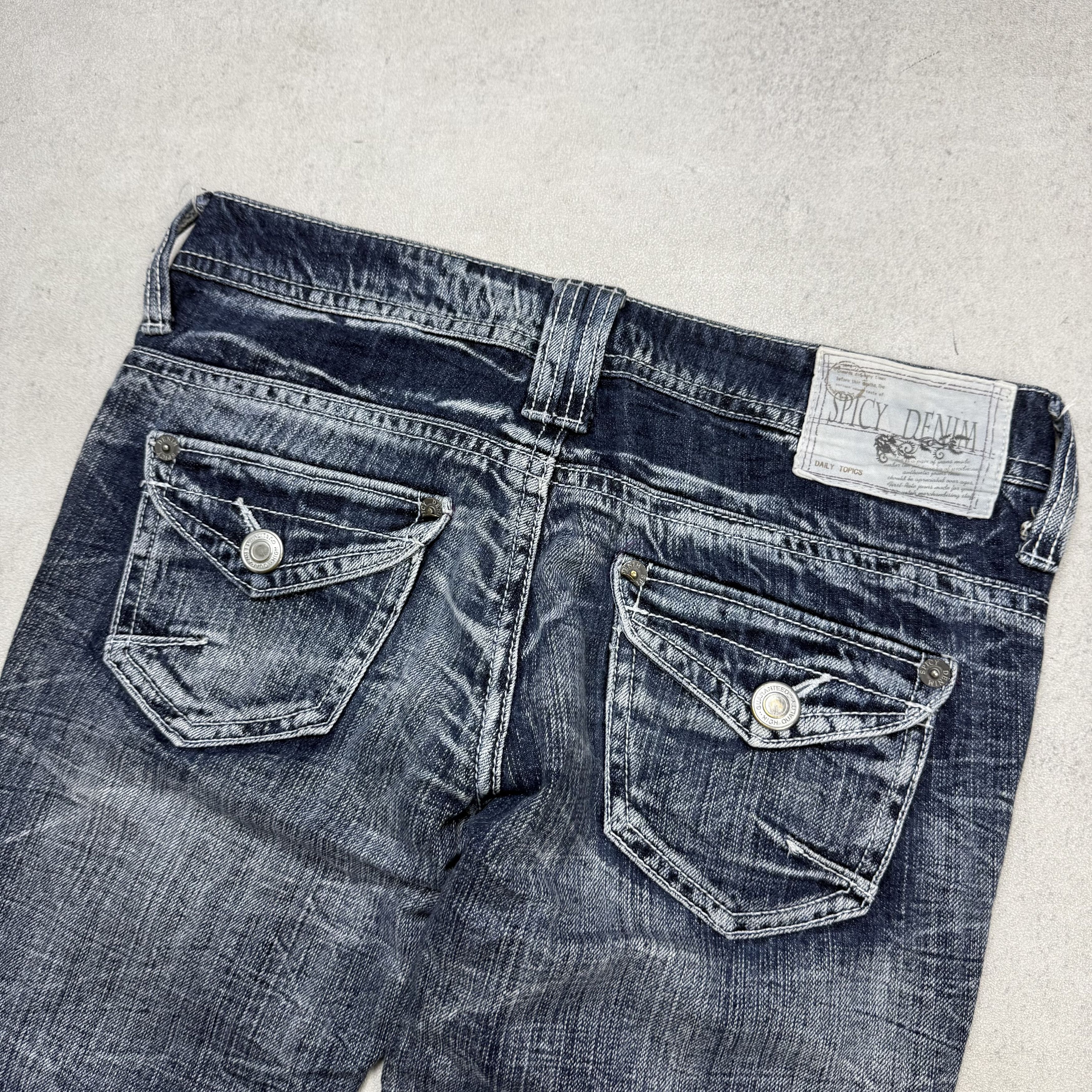 Japanese Brand Spicy Denim Flare Distressed Jeans Low Rise Size US 32 / EU 48 - 5 Thumbnail