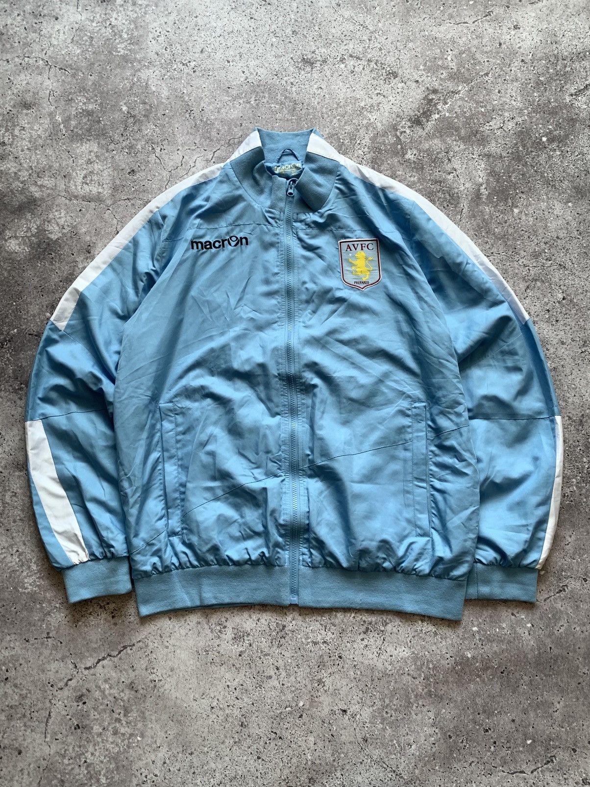 Macron 🔥MACRON ASTON VILLA VINTAGE TRAINING TRACK JACKET Size US XXL / EU 58 / 5 - 1 Thumbnail