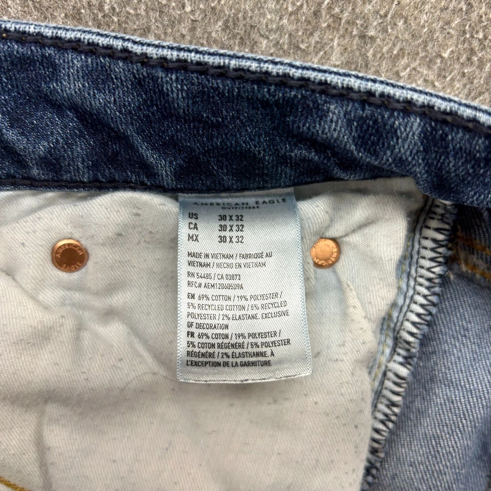 American Eagle Outfitters American Eagle Outfitters Jeans Mens 30x32 Blue Slim Straight Leg Denim 5-Pocket Distressed Medium Wash Size 30 Regular Boys? No. End. Size US 30 / EU 46 - 3 Thumbnail