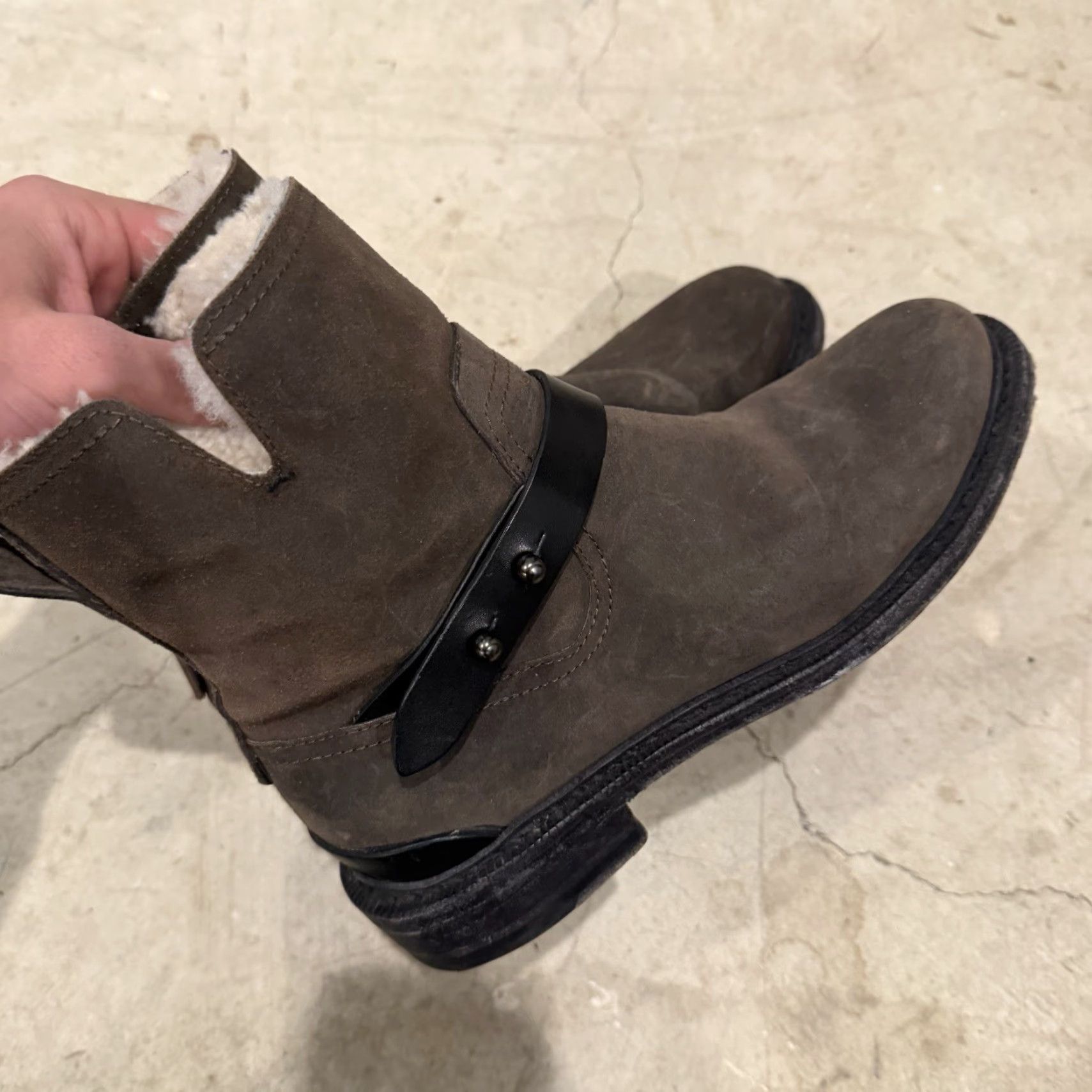 Rag & Bone Rag & Bone Ashford Ankle Moto Booties Sherpa Lined Size 37.5 (US 7.5) Brown Boots Women Leather Flat Heel Size US 8 / IT 38 - 5 Thumbnail