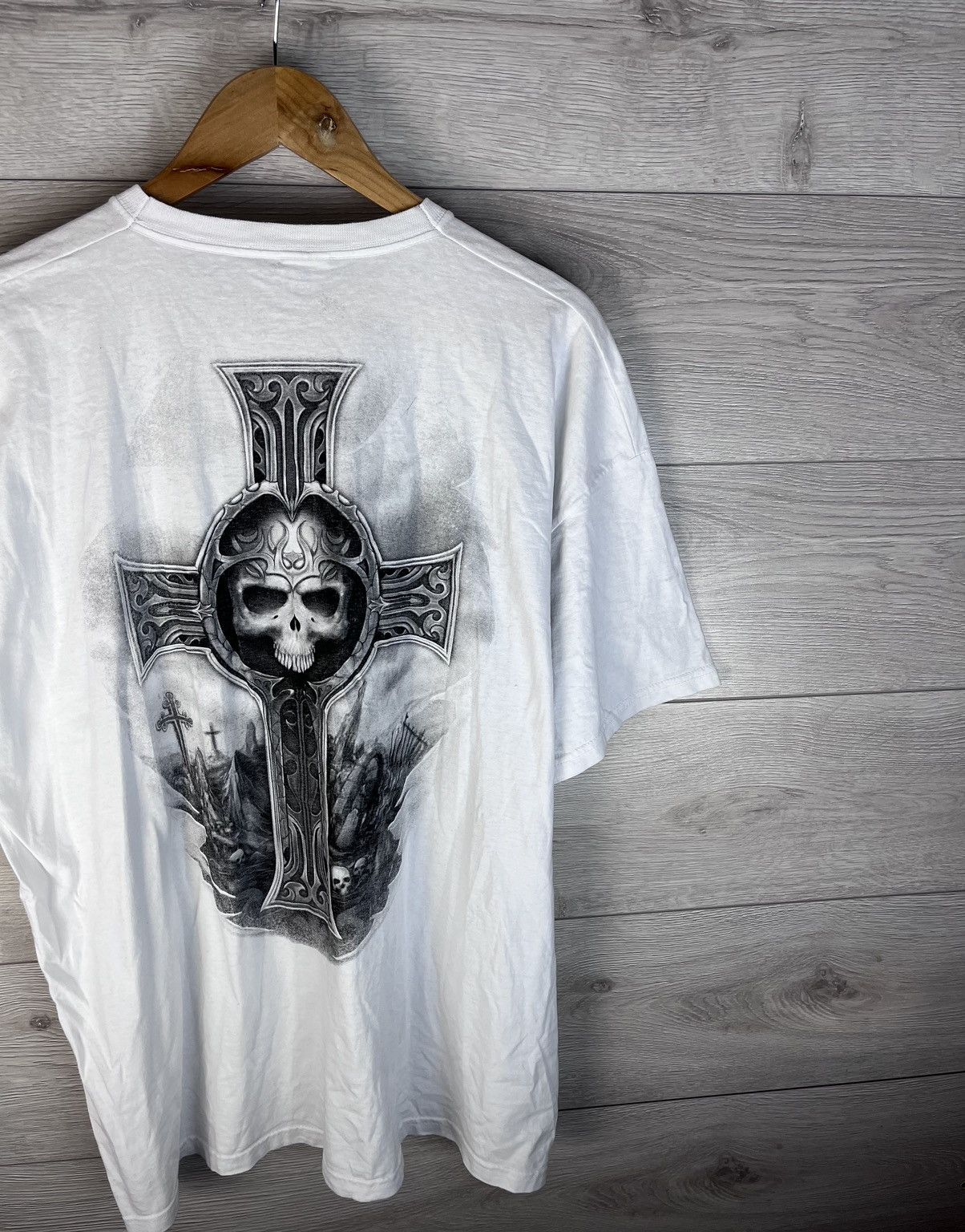 Other Men’s rock T-shirt bai logo scull size Xxl y2k Size US XXL / EU 58 / 5 - 10 Thumbnail