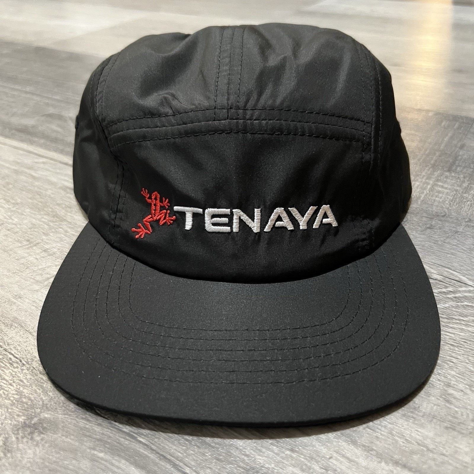 Other TENAYA Black/Red 5-Panel Climbing Hat Outdoor Hike NEW Size ONE SIZE - 1 Thumbnail