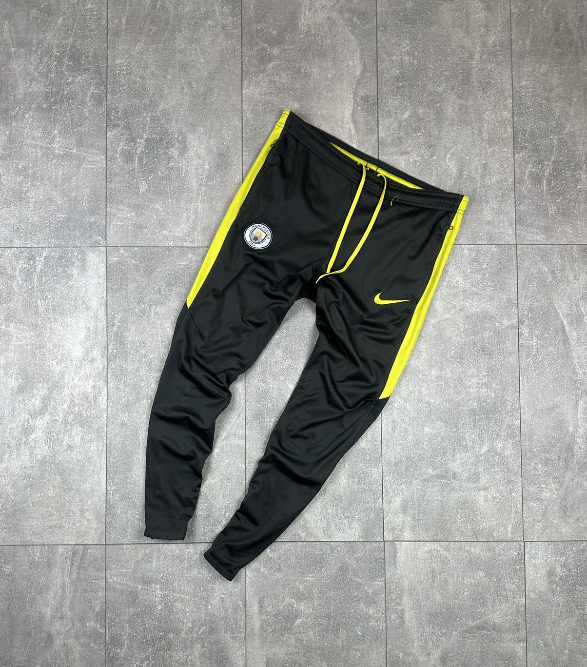 Nike Nike Manchester City Tracksuit Bottom Mens Pants Size US 32 / EU 48 - 1 Thumbnail