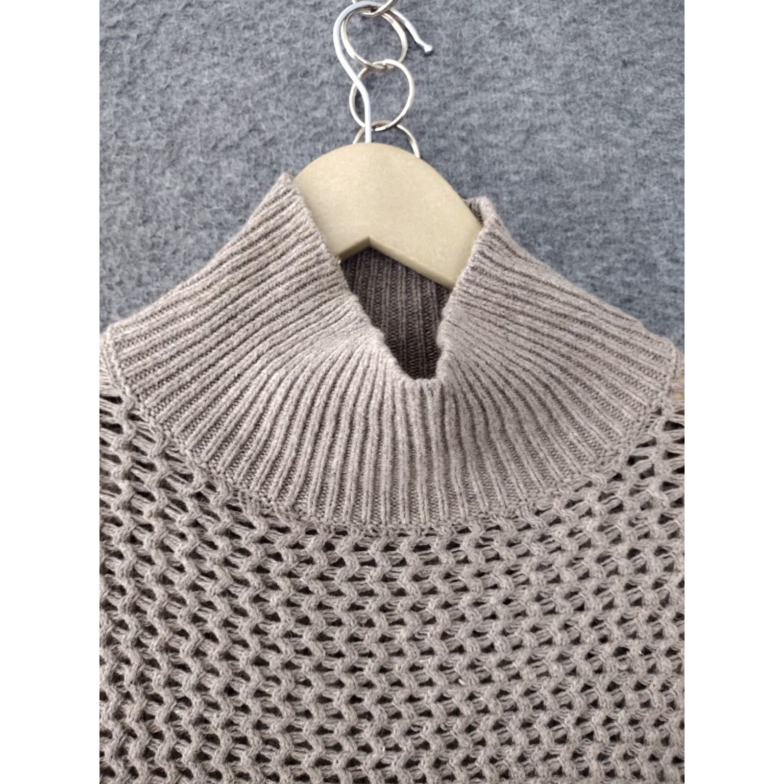 Loft LOFT Ann Taylor Beige Turtleneck Sweater Kangaroo Pocket Shirt Womens S Pullover Open-Knit Knit Solid Fall Winter Cozy Comfort Size S / US 4 / IT 40 - 6 Thumbnail