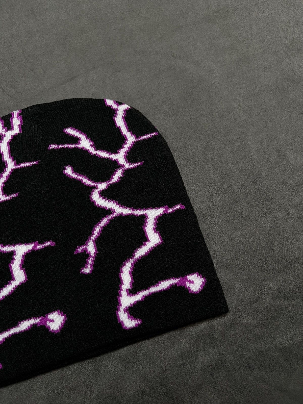 Japanese Brand Y2k Lightning Graphic Pattern Knitted No Cuff Black Beanie Size ONE SIZE - 3 Thumbnail