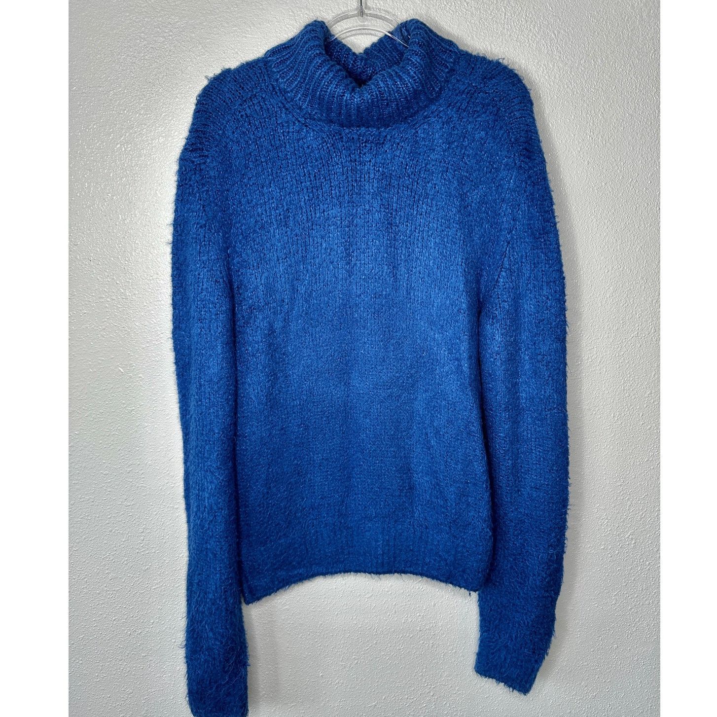 Tom Ford Tom Ford Blue Silk Turtleneck Long Sleeve Fuzzy Sweater XL Size XL / US 12-14 / IT 48-50 - 2 Thumbnail
