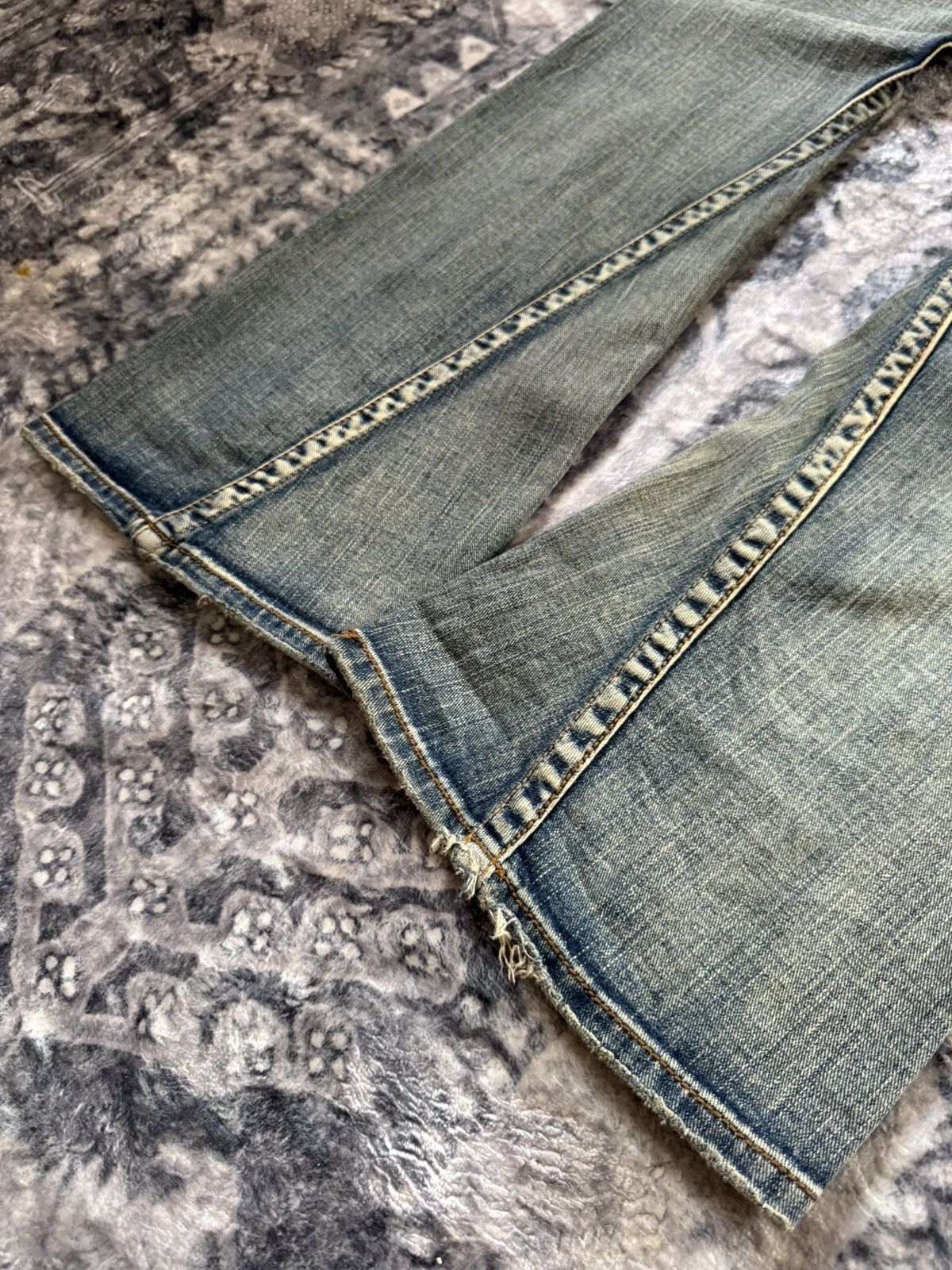 If Six Was Nine YMI Mud Wash Spiral Paneled Studded Flared Jeans Size US 32 / EU 48 - 19 Thumbnail