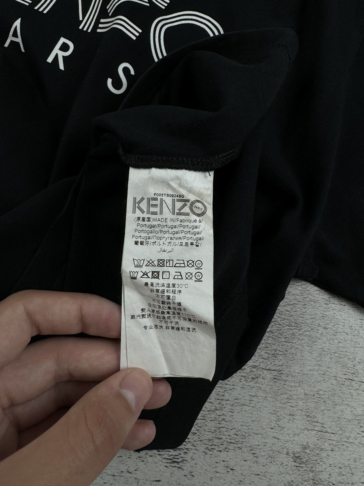 Kenzo Vintage Kenzo Paris Big Logo Luxury T Shirt Size US XL / EU 56 / 4 - 10 Thumbnail