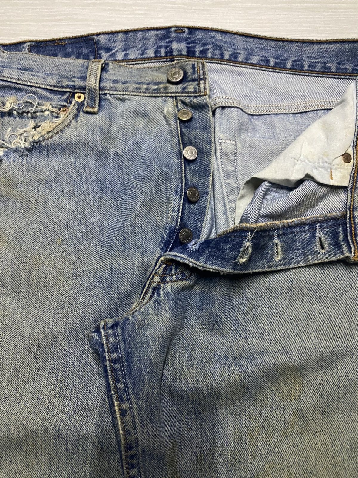 Levi's Vintage Clothing Vintage Levis 501 90s Grunge ButtonFly Distressed Jeans Size US 30 / EU 46 - 9 Thumbnail