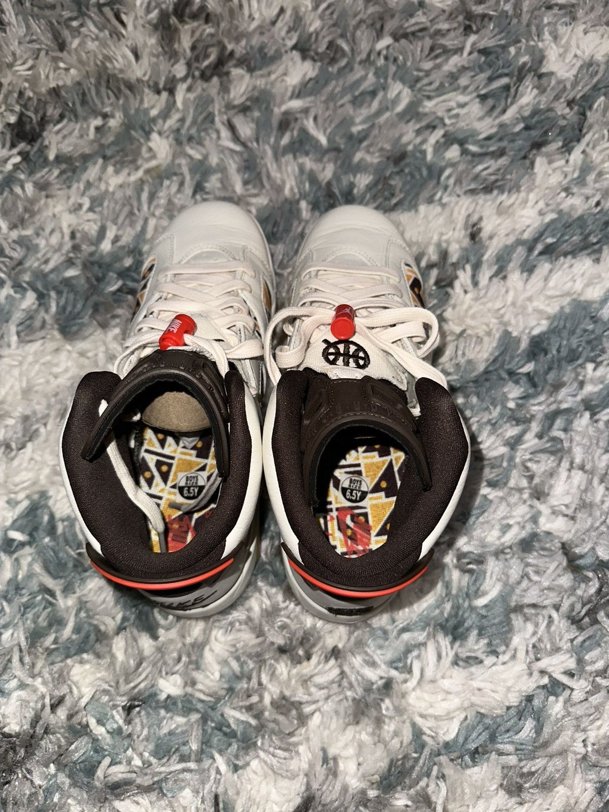 Jordan Brand Size 6.5Y Grade School - Jordan 6 Retro Quai 54 - Sail Gum Size US 6.5 / EU 39-40 - 2 Thumbnail