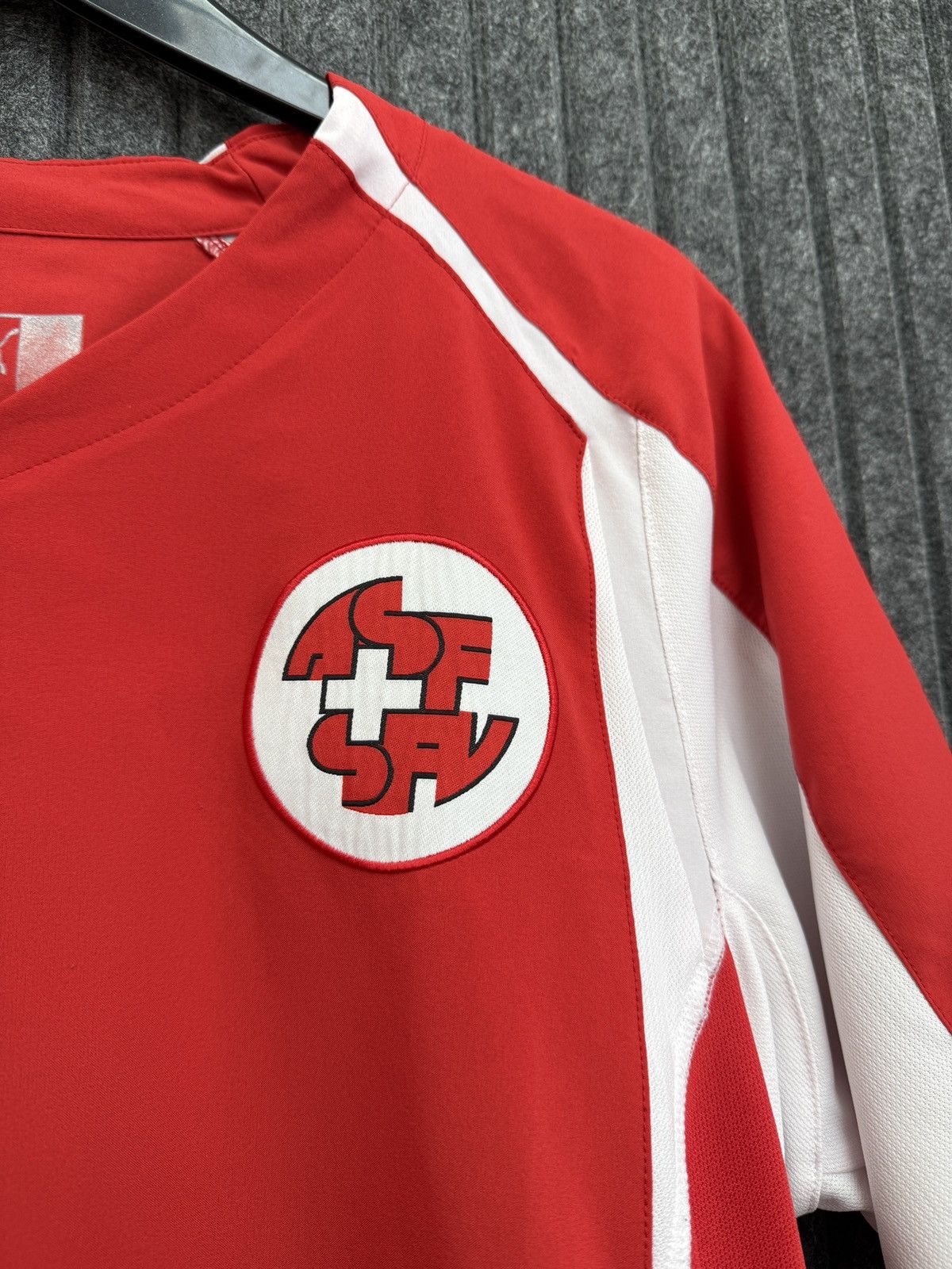 Puma Vintage Puma Switzerland Football Home Jersey Wicky #8 Size US L / EU 52-54 / 3 - 4 Thumbnail
