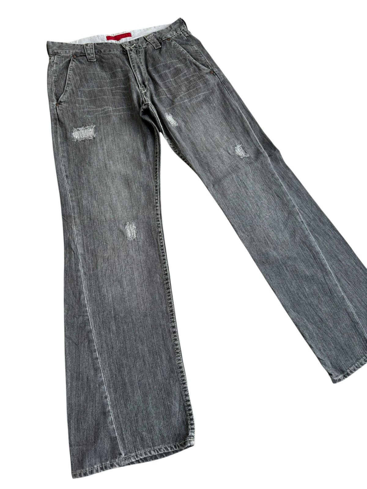 If Six Was Nine × Japanese Brand × Le Grande Bleu (L.G.B.) 🔥Vintage Distressed Y2k Fcuk Jeans Flare Size US 31 - 1 Thumbnail