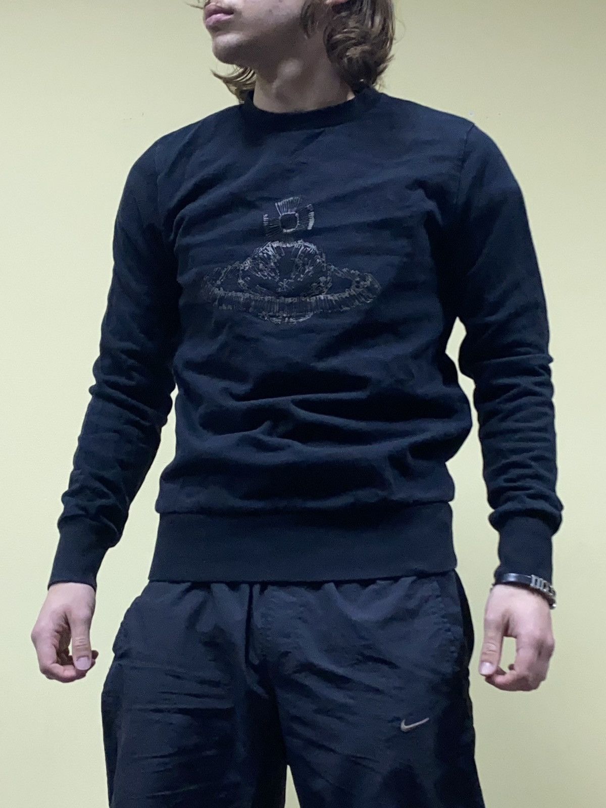 Vivienne Westwood Vivienne Westwood big orb Pin sweatshirt Size US M / EU 48-50 / 2 - 2 Thumbnail