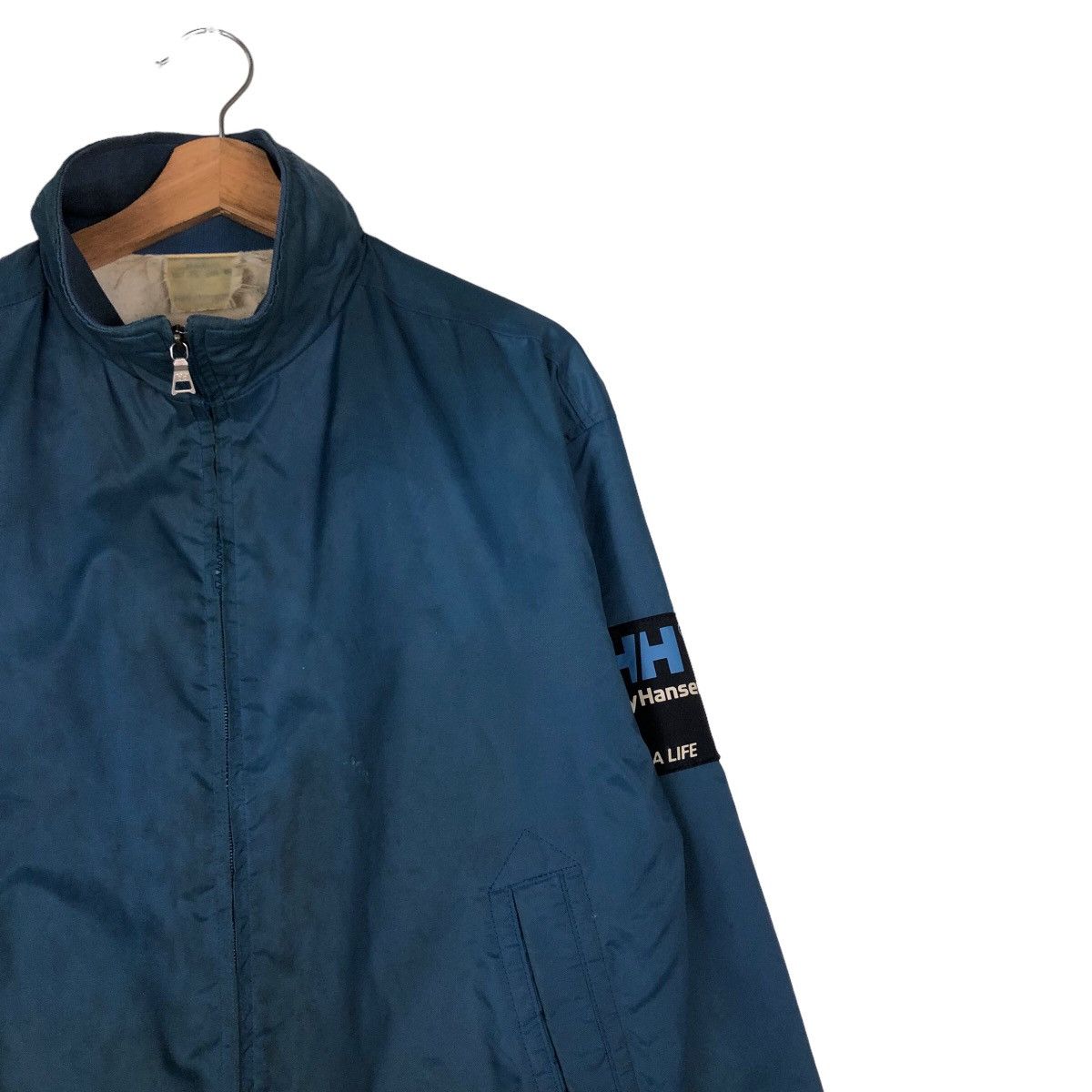 Japanese Brand 🔥Vintage Helly Hansen Survival Outdoor Hiking Jacket Size US M / EU 48-50 / 2 - 6 Thumbnail