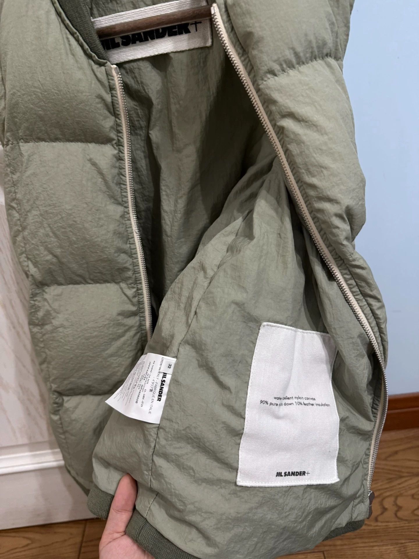 Jil Sander Jil Sander down vest in light green Size XXS / US 00 / IT 34 - 5 Thumbnail