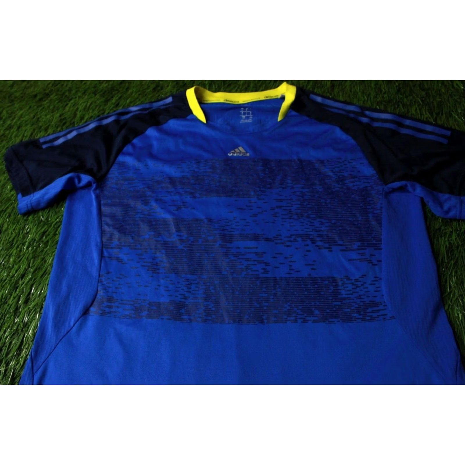 Adidas ADIDAS PERFORMANCE climacool ORIGINAL 2012 FOOTBALL SHIRT JERSEY SIZE L Shirt Men Blue and Yellow 2012 Adidas Climacool Football Shirt Size US L / EU 52-54 / 3 - 3 Thumbnail