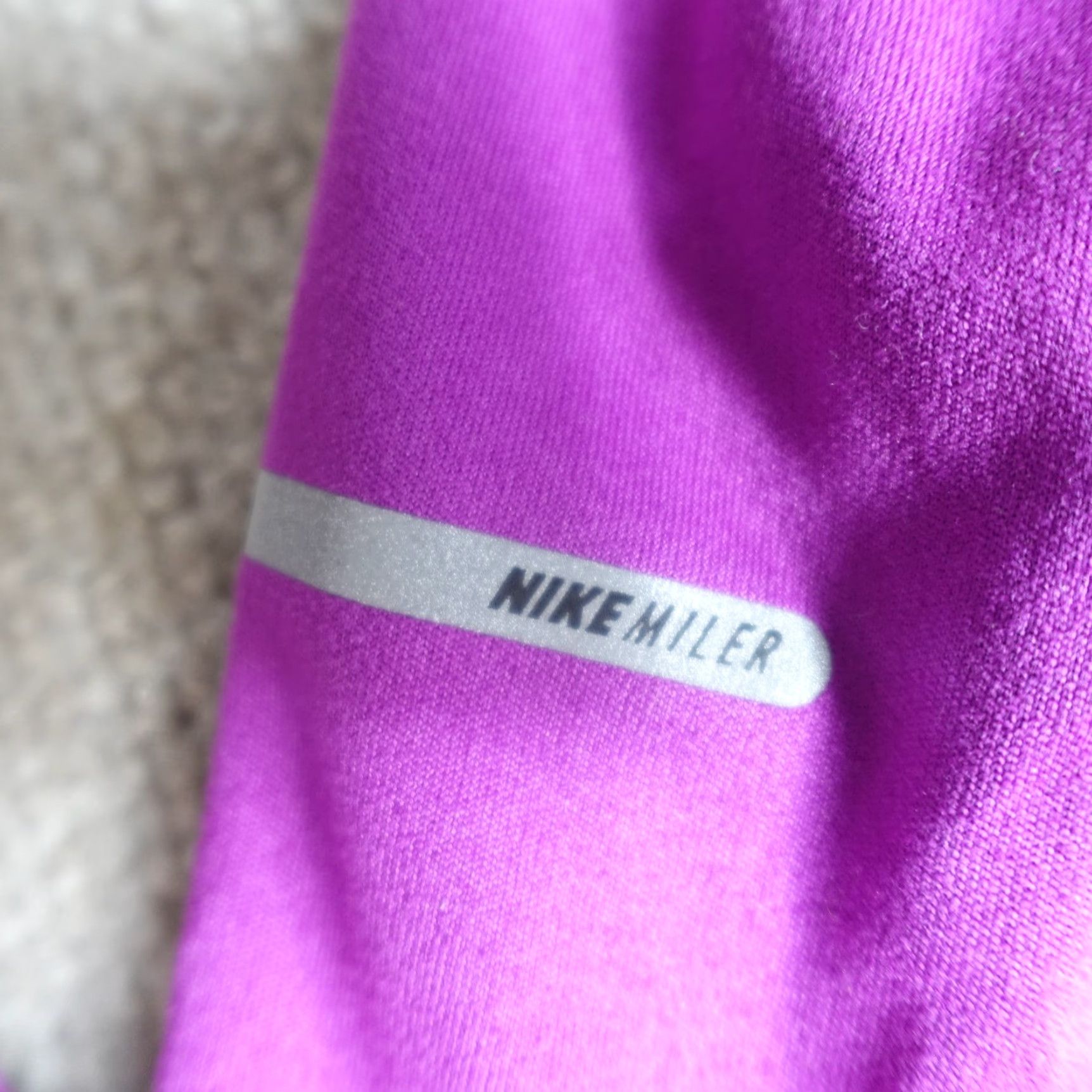 Nike Nike Dri-Fit Shirt Womens Medium Pink Purple Miler 405255-551 Regular Size T-Shirt Nike Elasto... Size M / US 6-8 / IT 42-44 - 2 Thumbnail