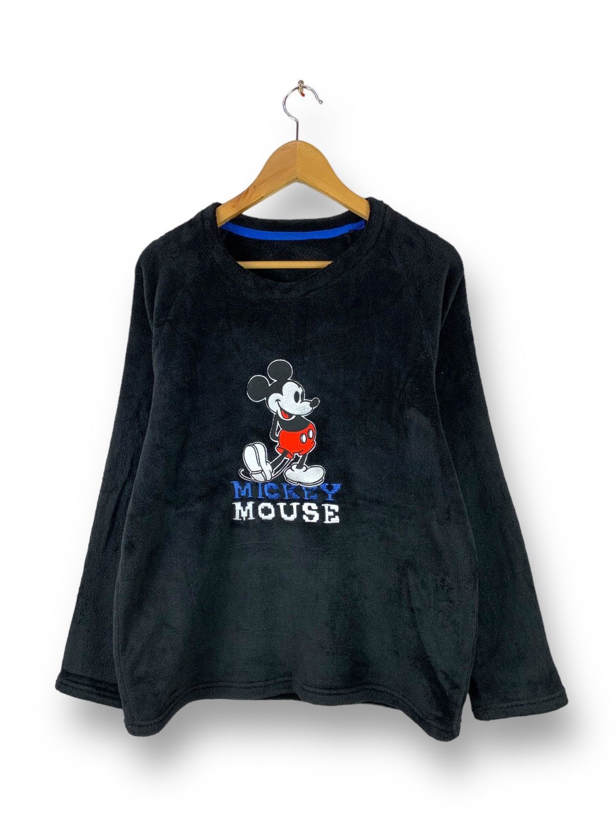 image of Steals! Disney Mickey Mouse Fleece Sweatshirt Uniqlo Gu in Black, Men's (Size Medium)
