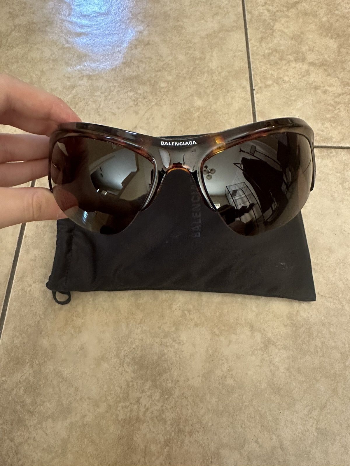 Balenciaga Balenciaga Tortoiseshell Wire Cat Sunglasses Size ONE SIZE - 1 Thumbnail