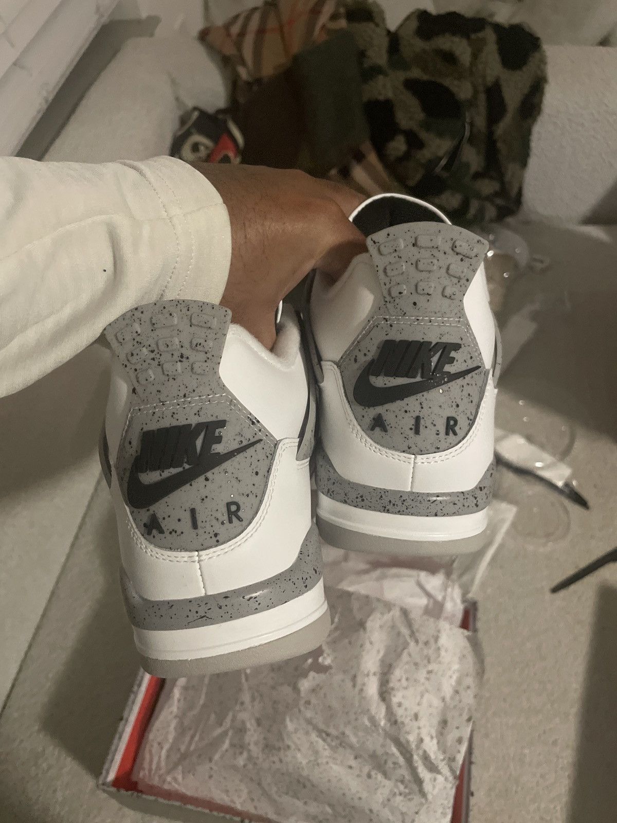 Jordan Brand White Cement 4's Size US 10 / EU 43 - 3 Thumbnail