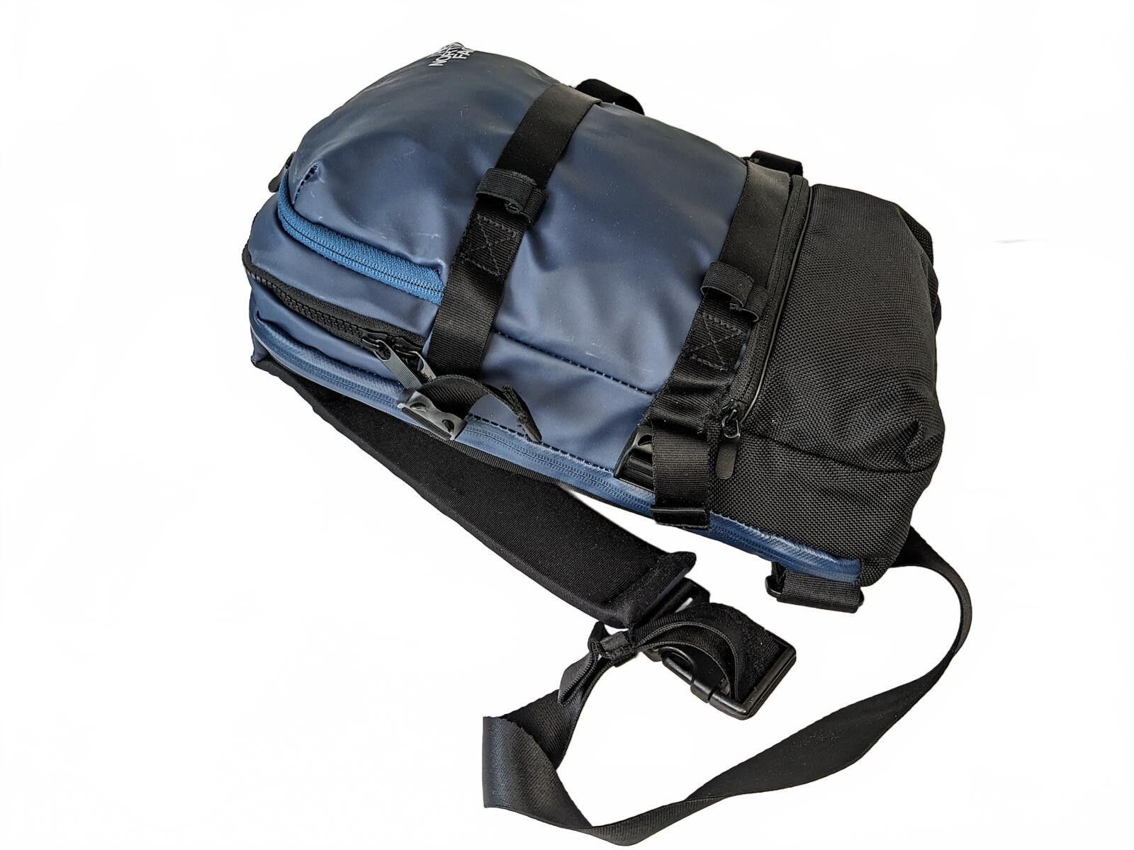 The North Face North Face Base Camp Voyager Sling Bag Indonesia Gorpcore Size ONE SIZE - 4 Thumbnail