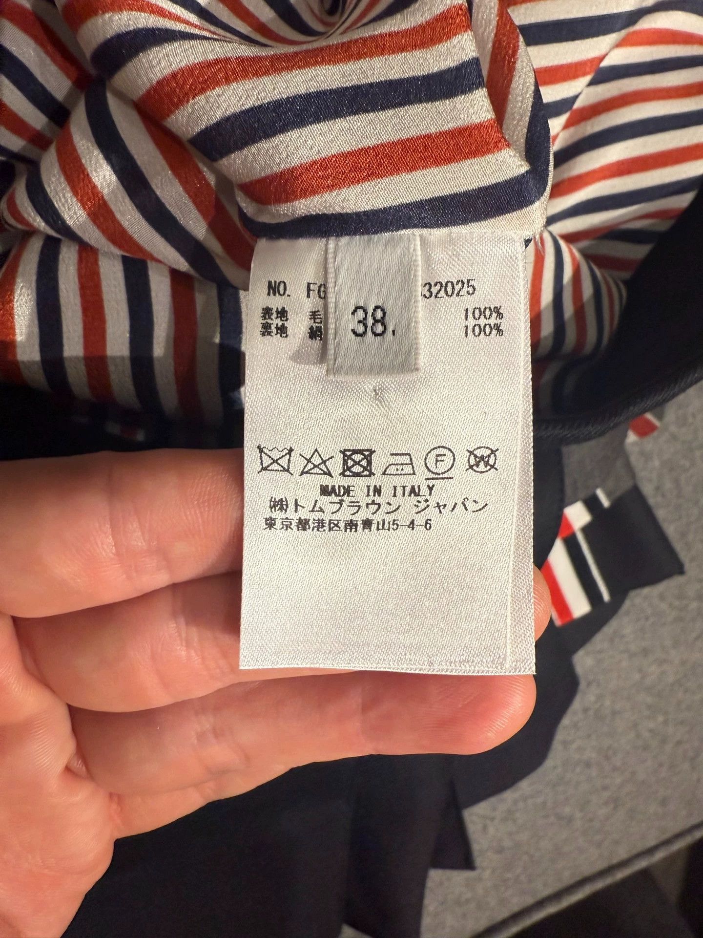 Thom Browne Thom Browne Colorblock Pleated Skirt Women's 38 Gray & Navy Size 26" / US 2 / IT 38 - 6 Thumbnail