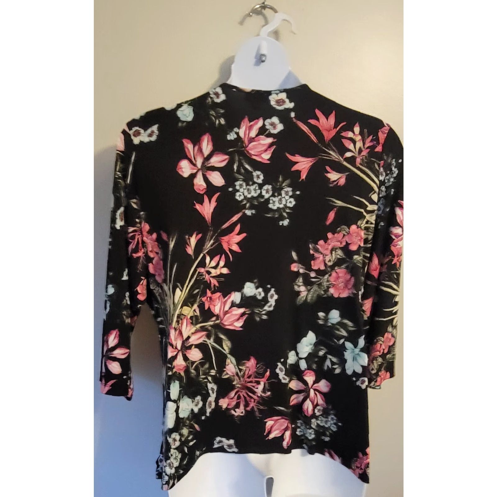 Avenue Avenue Blouse Tunic 3/4 Sleeve V-Neck Floral Wrap Plus Size 24 Black Womens Size 4XL / US 24-26 - 4 Thumbnail