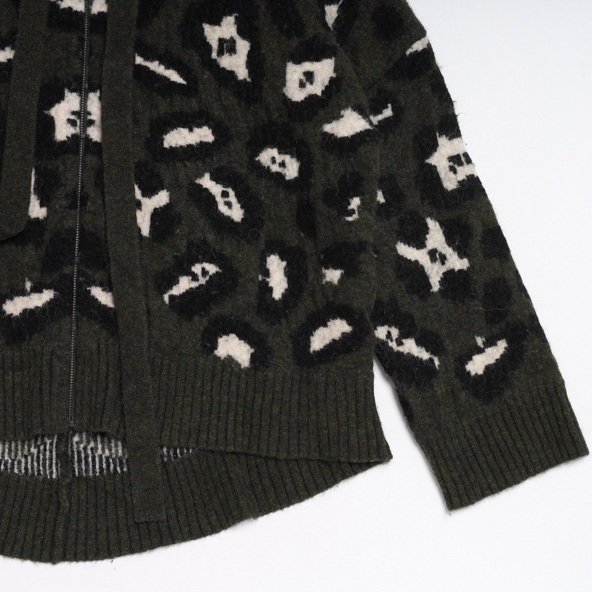 Zadig & Voltaire Zadig Voltaire Lennox Wool Zip Sweater Camo Green Leopard Size M / US 6-8 / IT 42-44 - 3 Thumbnail