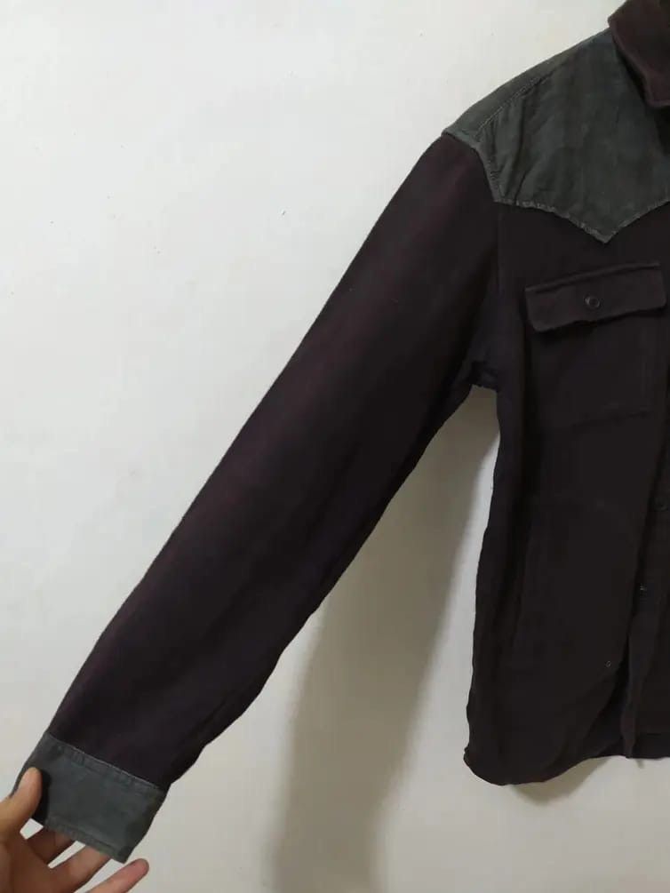 Undercover × Uniqlo Uniqlo x Undercover Shirt Size US S / EU 44-46 / 1 - 5 Thumbnail