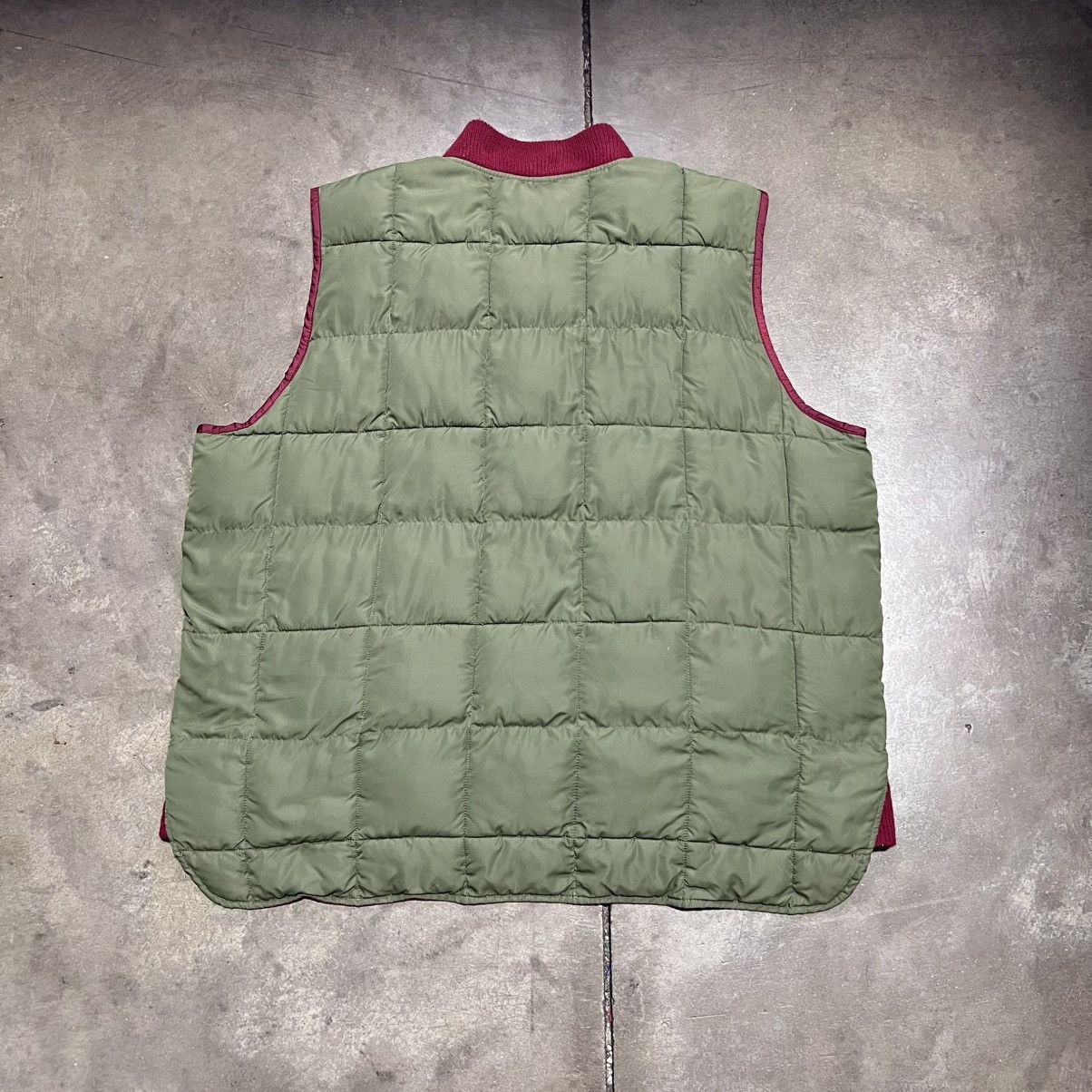 Vintage Vintage Olive Green Puffer Vest Quilted Reversible Boxy Gorp Size US XXL / EU 58 / 5 - 4 Thumbnail