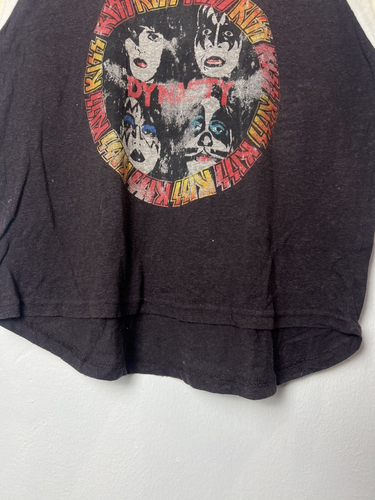 Band Tees Vintage Kiss "Dynasty" Raglan Three Quater Sleeve Tee Size US M / EU 48-50 / 2 - 5 Thumbnail
