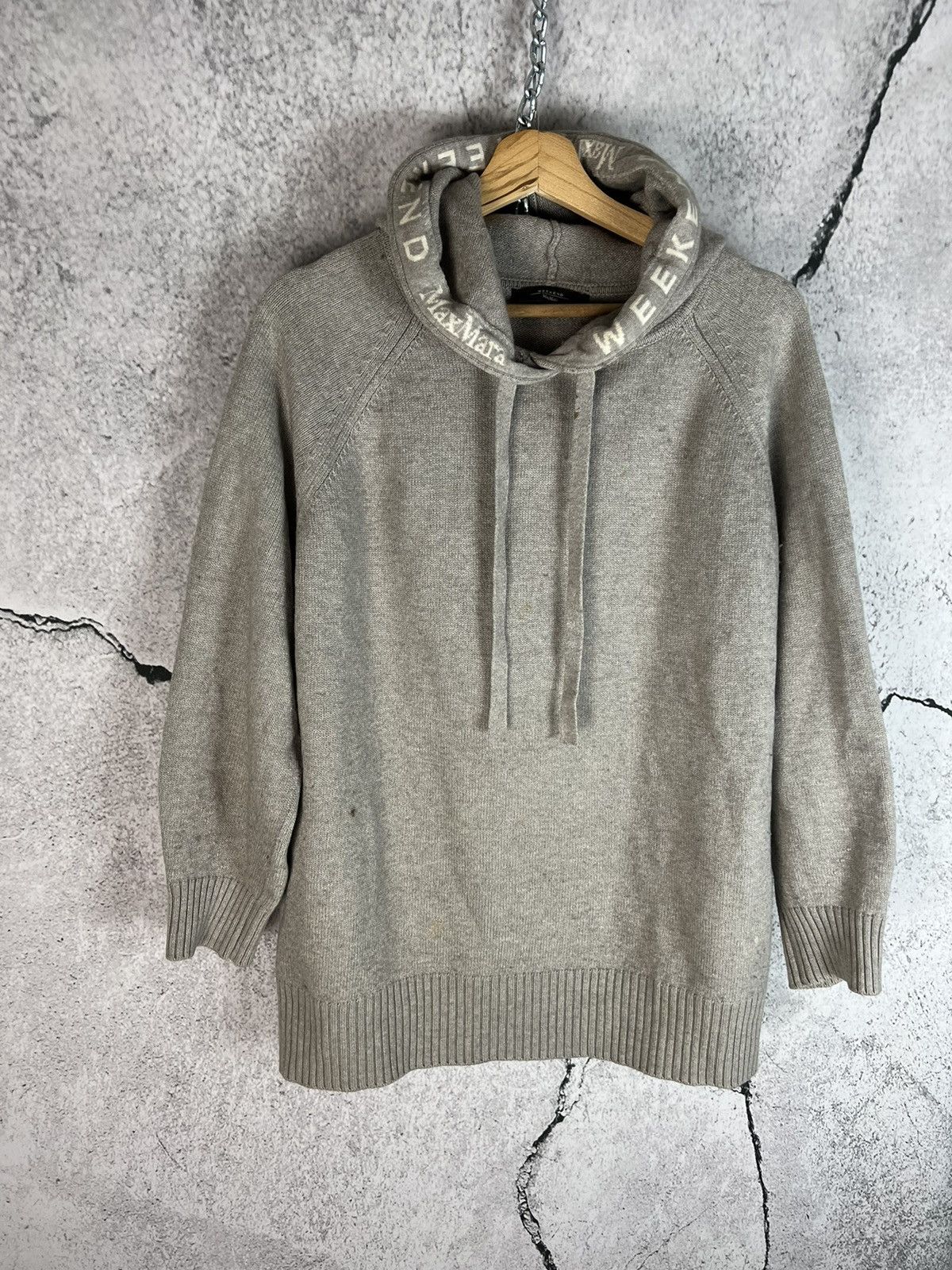 Max Mara vintage max mara italy jumper pullover sweatshirt Size M / US 6-8 / IT 42-44 - 1 Thumbnail