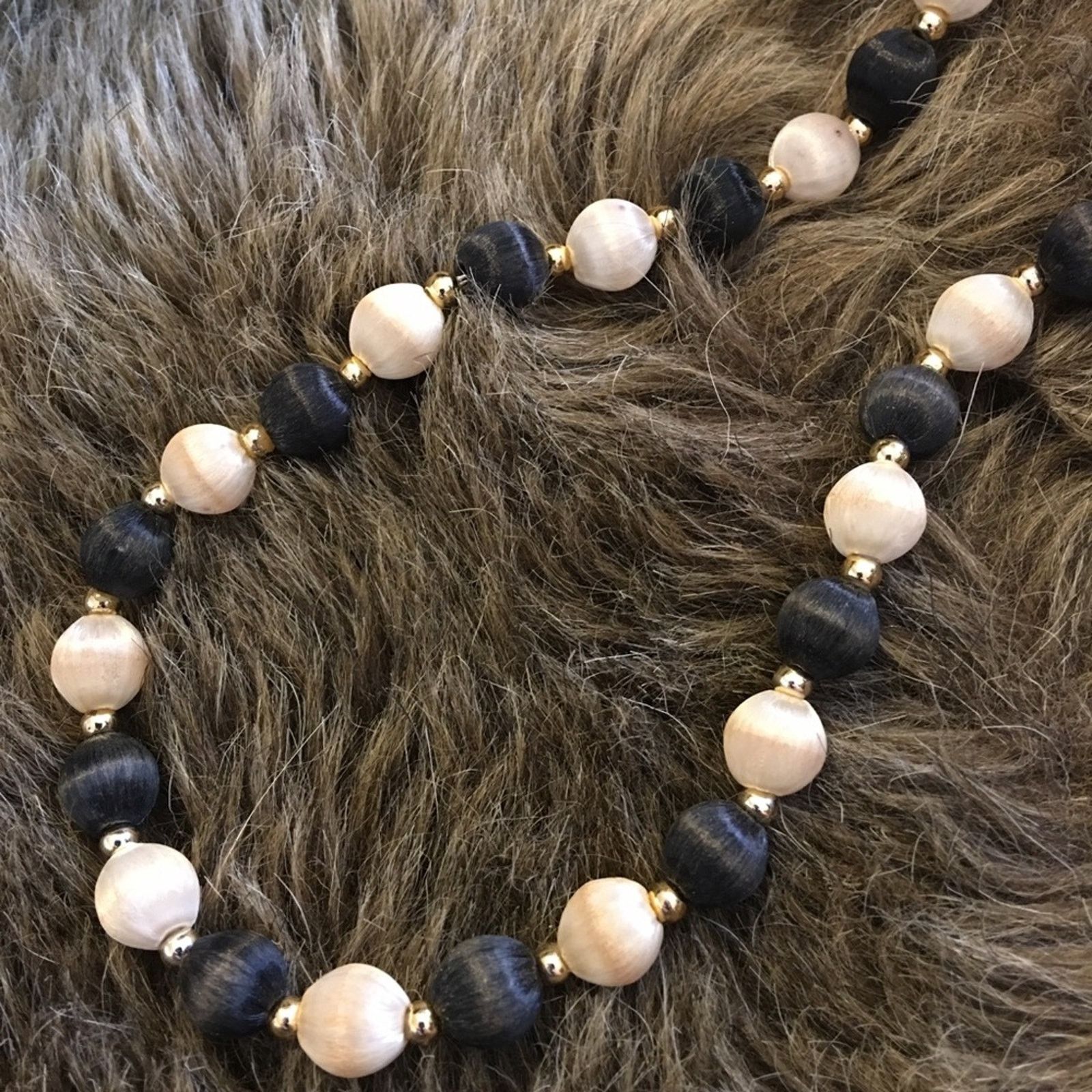 Vintage Vintage 70s silk wrapped bead necklace Size ONE SIZE - 6 Thumbnail