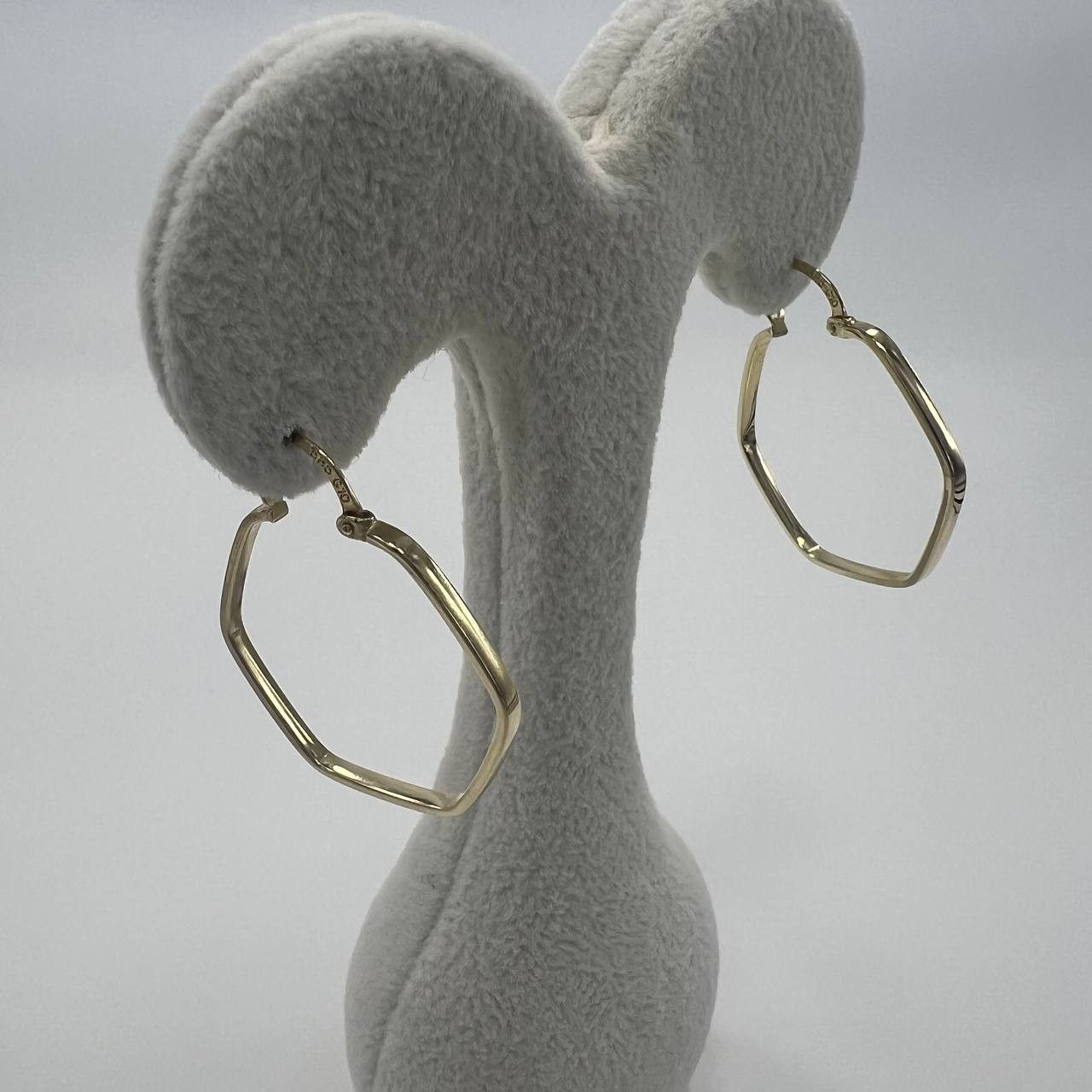 Other Elegant gold earrings in Hexagonal shape design, lightweight Size ONE SIZE - 3 Thumbnail