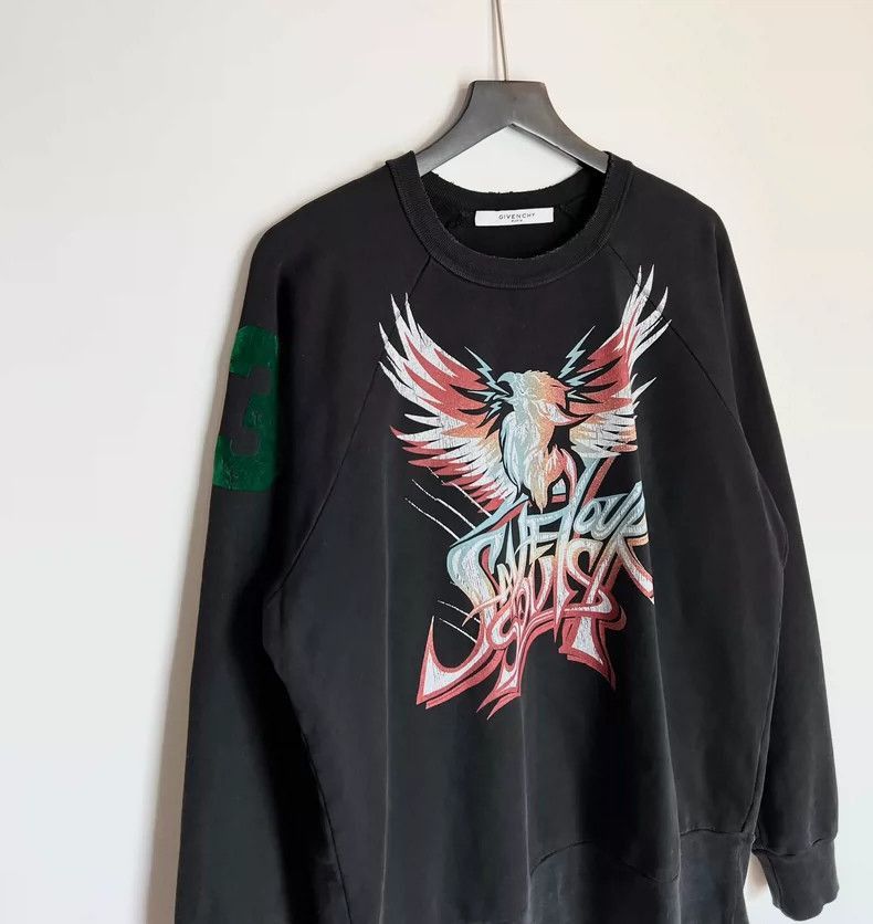 Givenchy Givenchy Givenchy Vintage Style Distressed Sweatshirt -250 Size US M / EU 48-50 / 2 - 3 Thumbnail