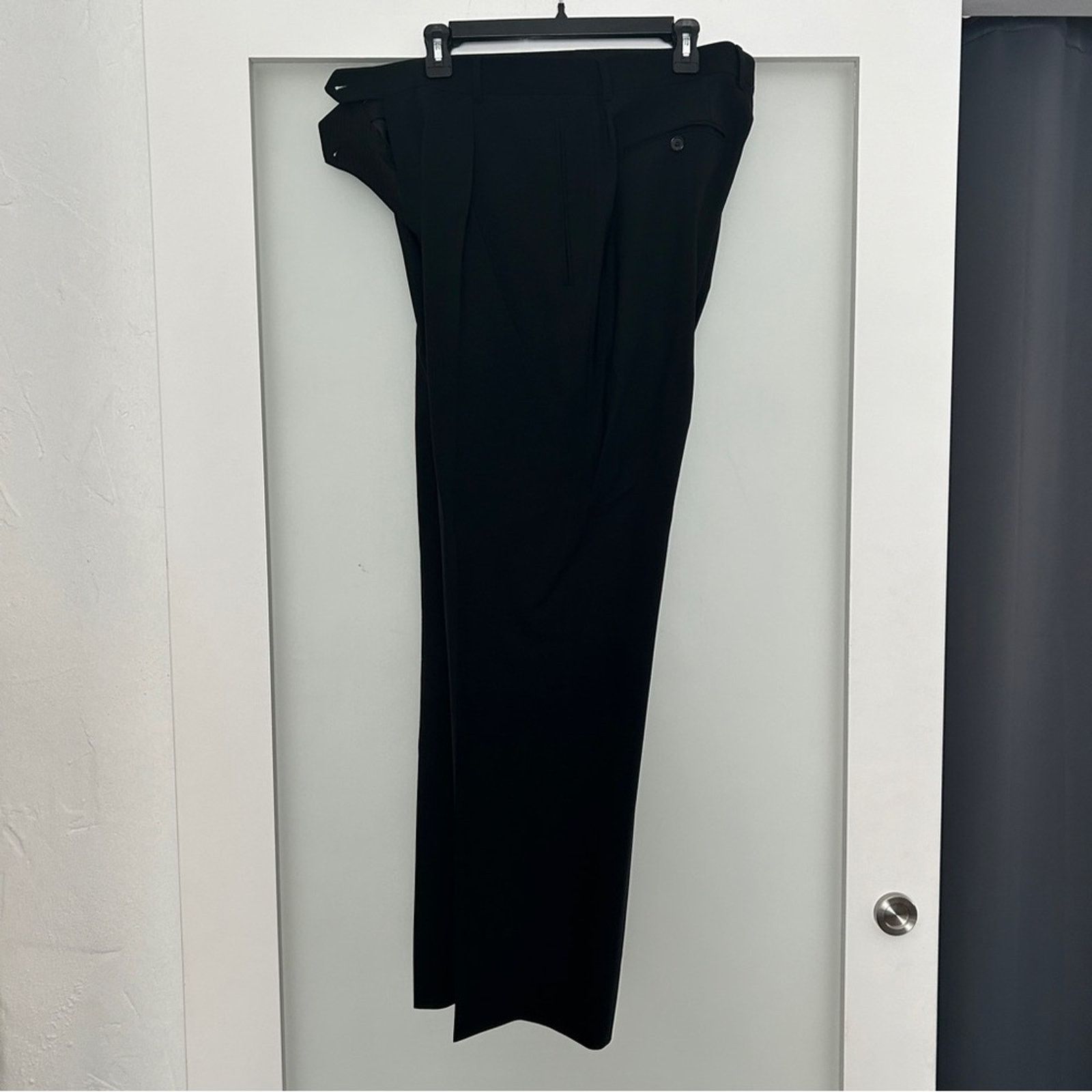 Hugo Boss Hugo Boss black dress suit 2 piece set with pants 42L Size 42L - 11 Thumbnail