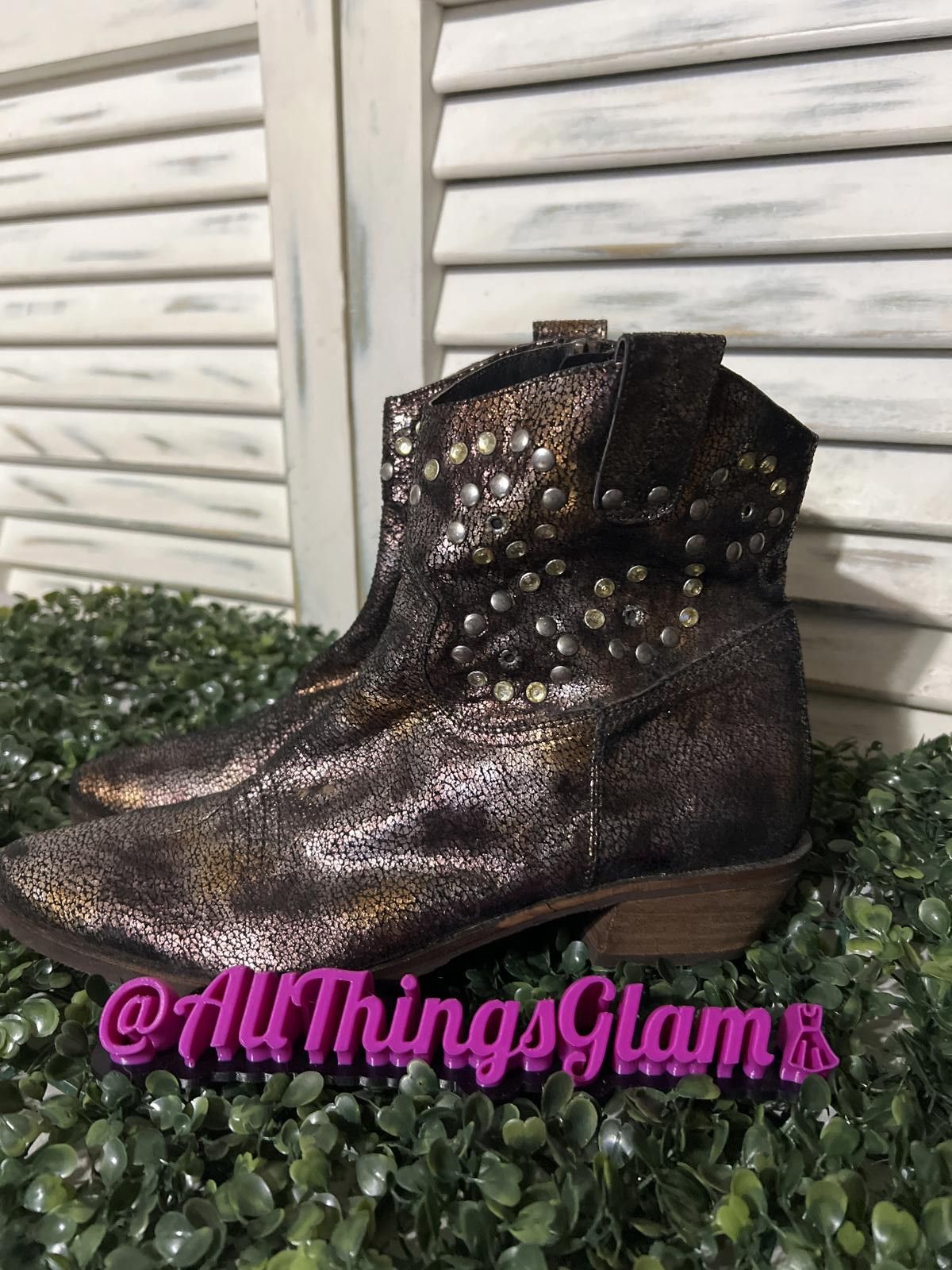 Other J. Renee Metallic Studded Rhonestone Western Ankle Boots 10 Size US 10 / IT 40 - 8 Thumbnail