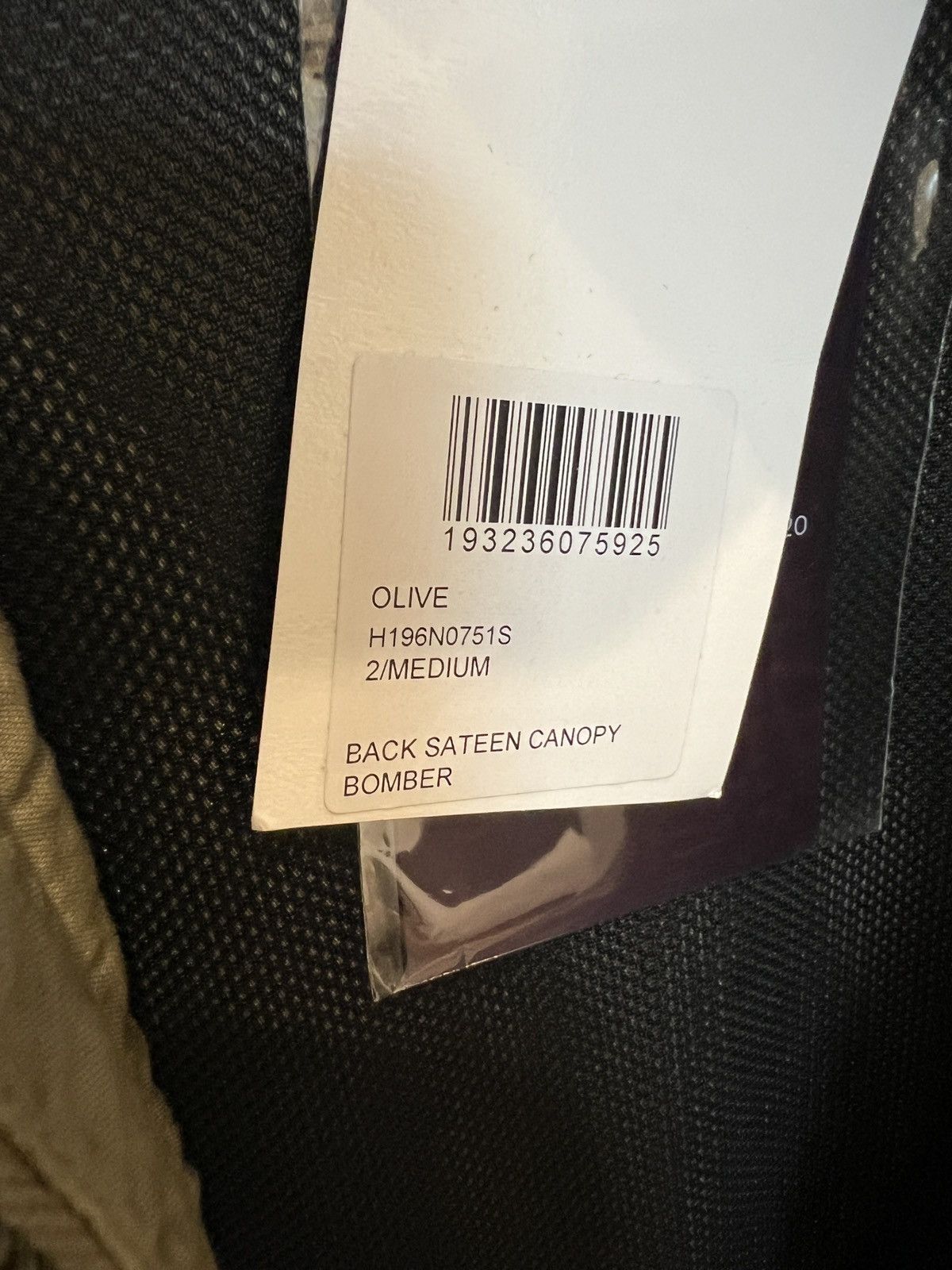 John Elliott John Elliott Back Sateen Canopy Bomber Size US M / EU 48-50 / 2 - 3 Thumbnail