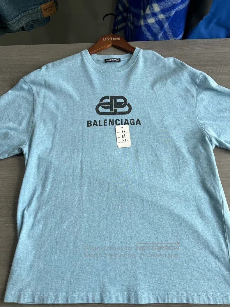 Balenciaga Balenciaga Haze Blue Snap Short Sleeve Size US XL / EU 56 / 4 - 4 Thumbnail