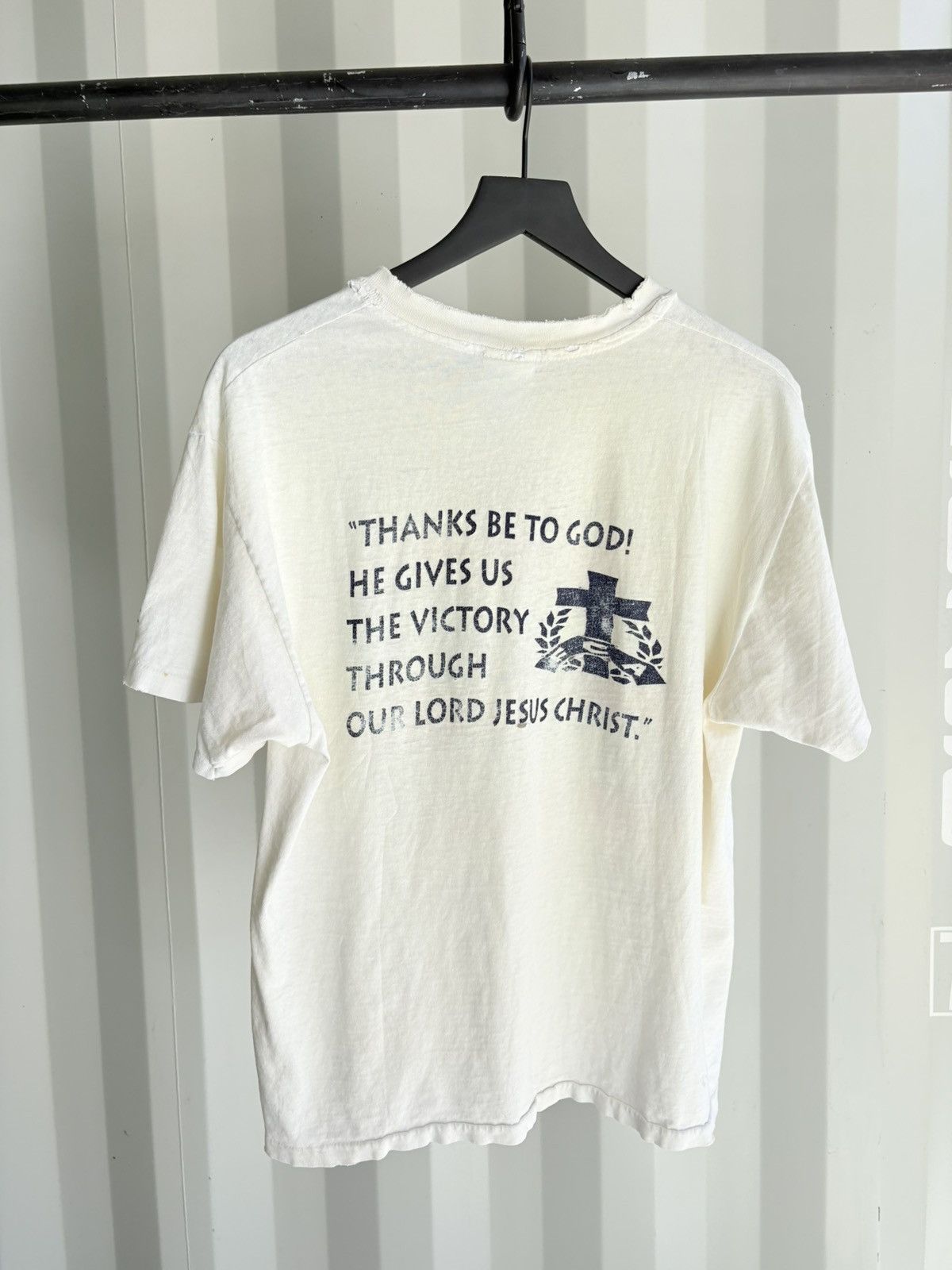Vintage Thrashed Jesus Christ Faded Distressed Shirt GRUNGE Band Size US L / EU 52-54 / 3 - 3 Thumbnail