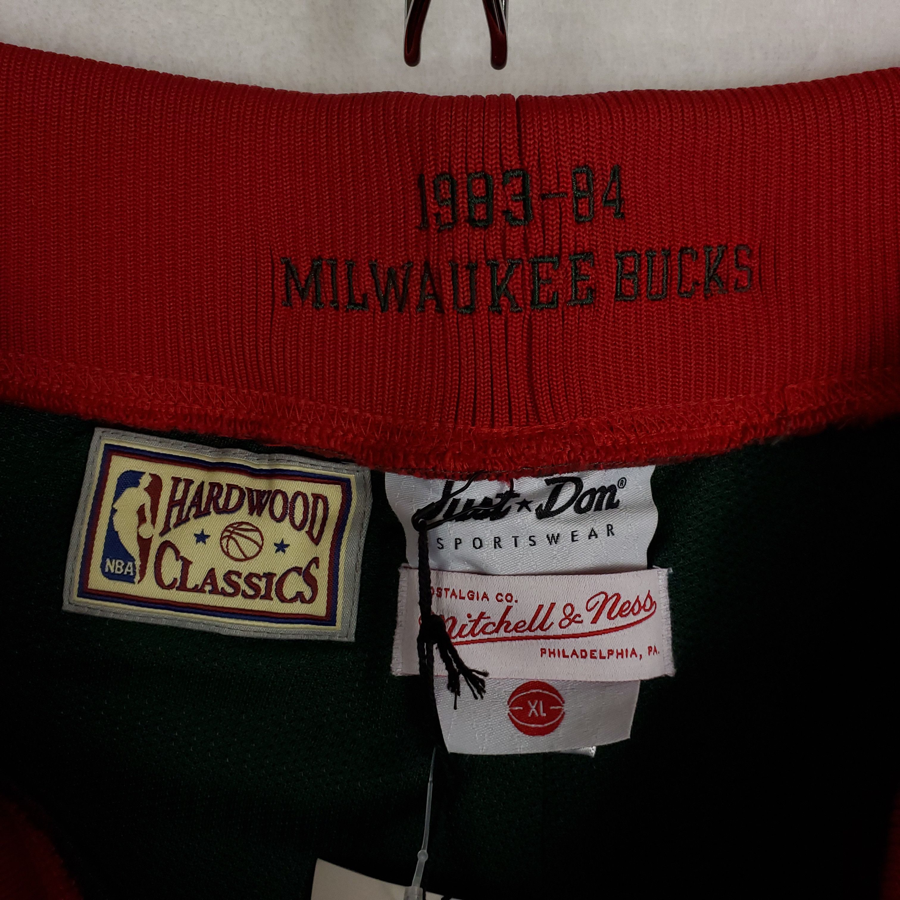 Mitchell & Ness Just Don Milwaukee Bucks Mitchell & Ness Pants XL Size US 36 / EU 52 - 8 Thumbnail