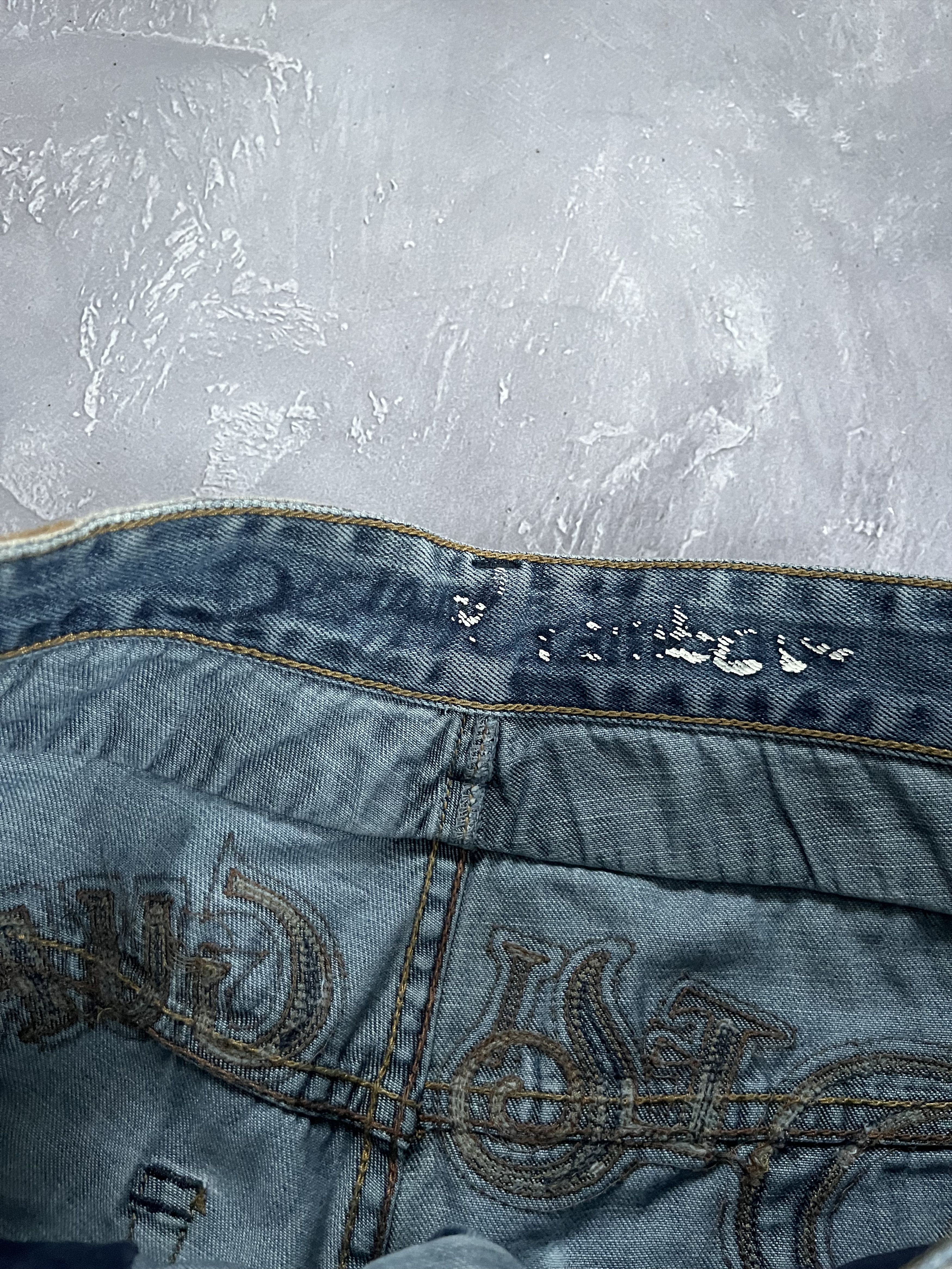 Desigual Vintage Desigual Y2K Jeans Logo Distressed Denim Embroidered Size US 30 / EU 46 - 11 Thumbnail