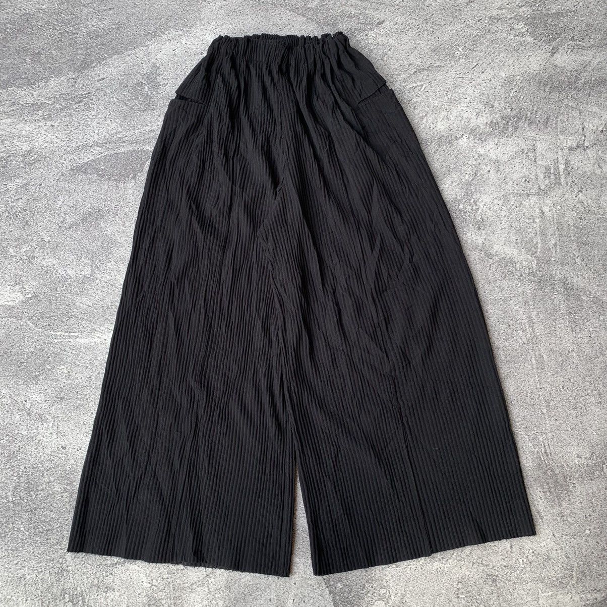 Issey Miyake Issey Miyake Me Pleats Super Wide leg Pants Size US 28 / EU 44 - 1 Thumbnail