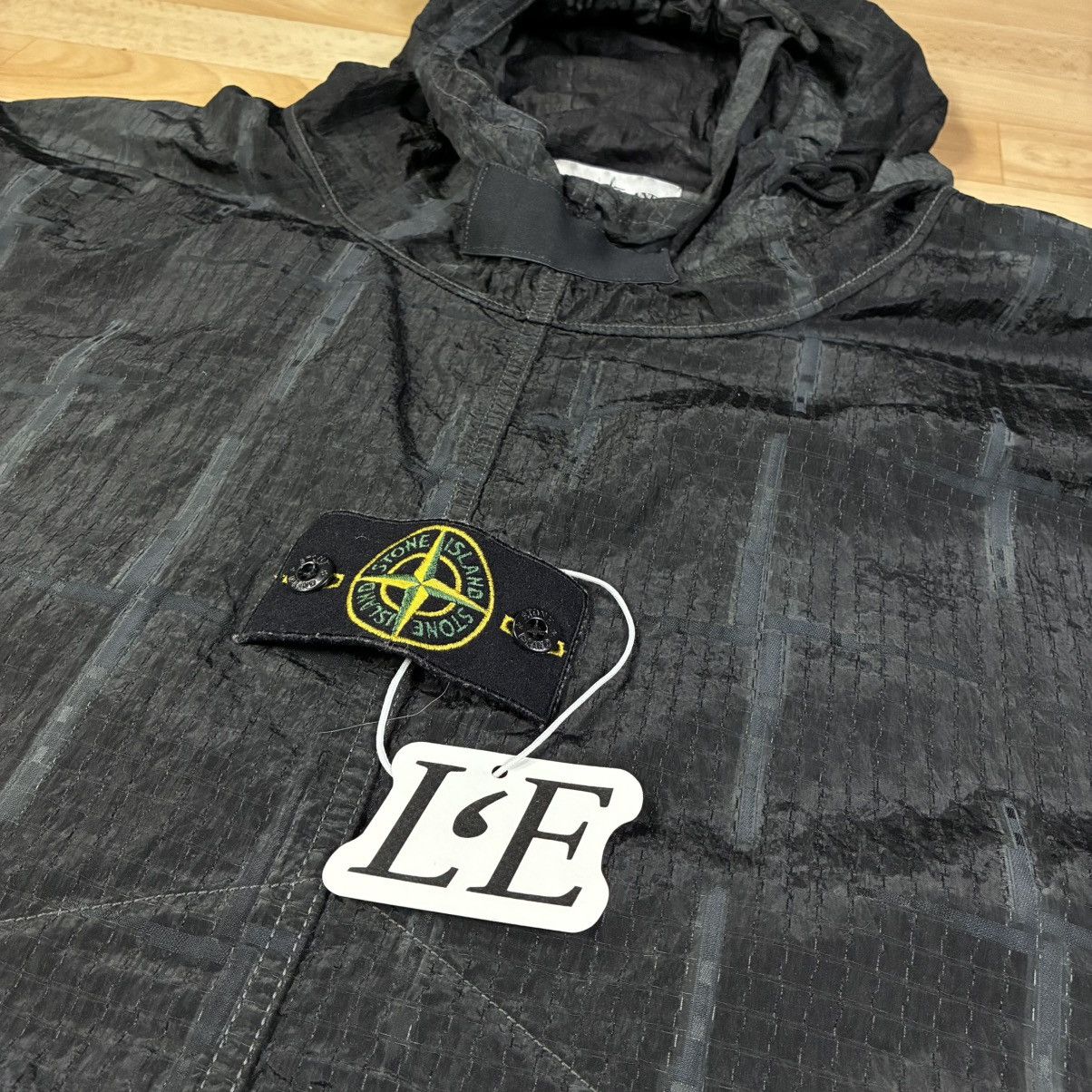 Stone Island Stone Island Check Jacquard Nylon Metal Rain Poncho Size M Size US M / EU 48-50 / 2 - 4 Thumbnail